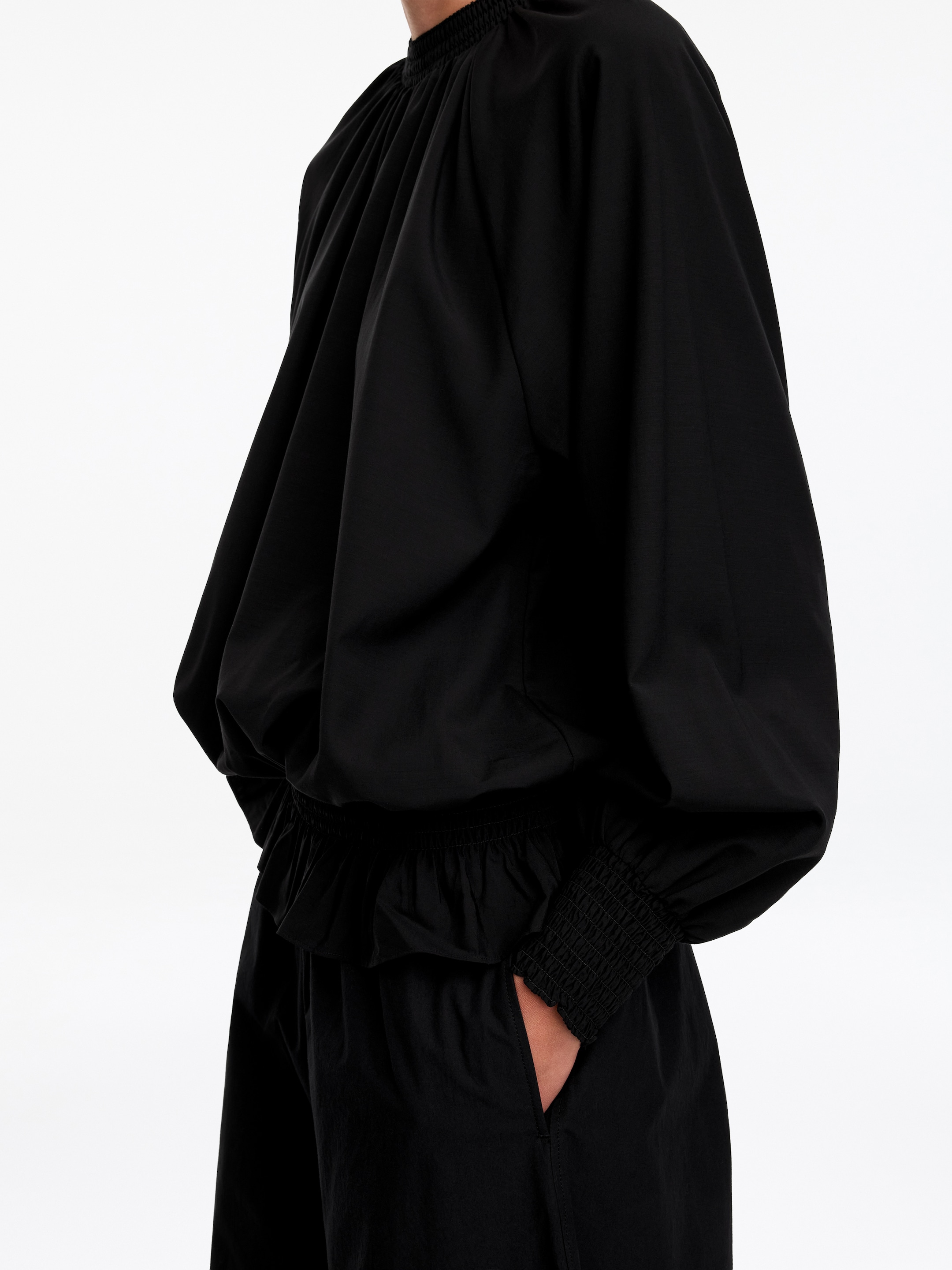Gesmokte Bluse - Schwarz - Regular Fit - women - StillMedia/Lookbook - 3