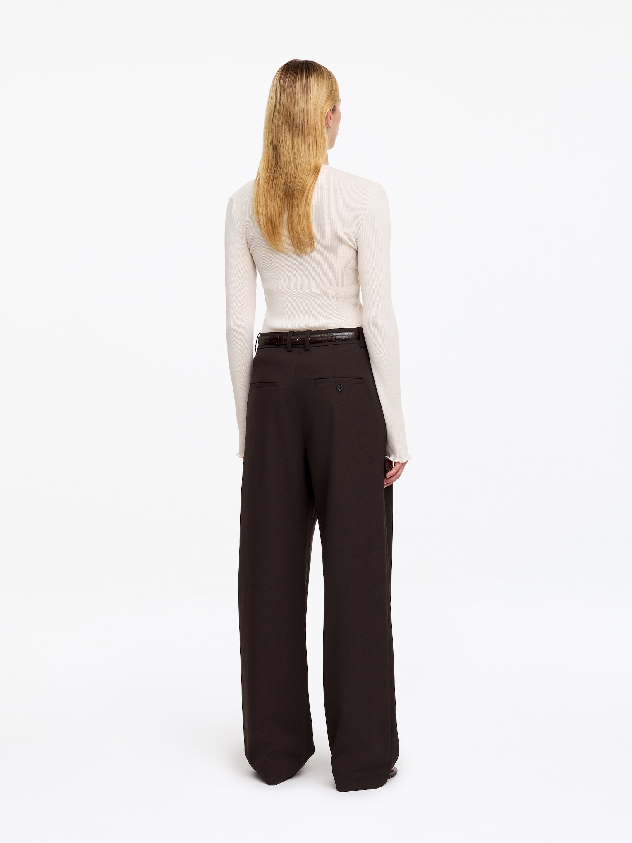 Tailored Wool-Blend Trousers - Brown - Relaxed fit - women - StillMedia/Lookbook - 5