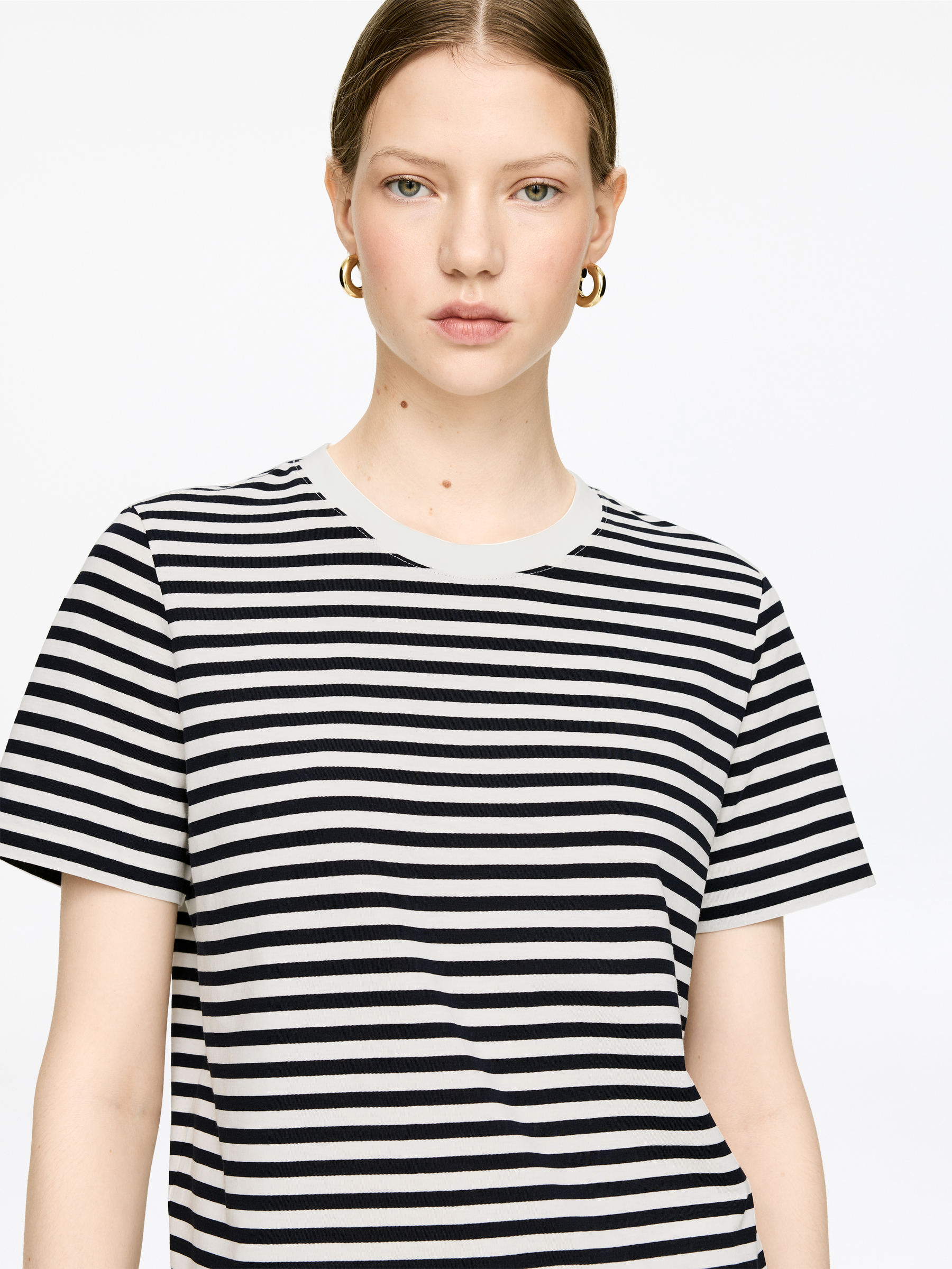 T-shirt signature LILY - Blanc/Bleu foncé - Regular fit - Femme - StillMedia/Lookbook - 11