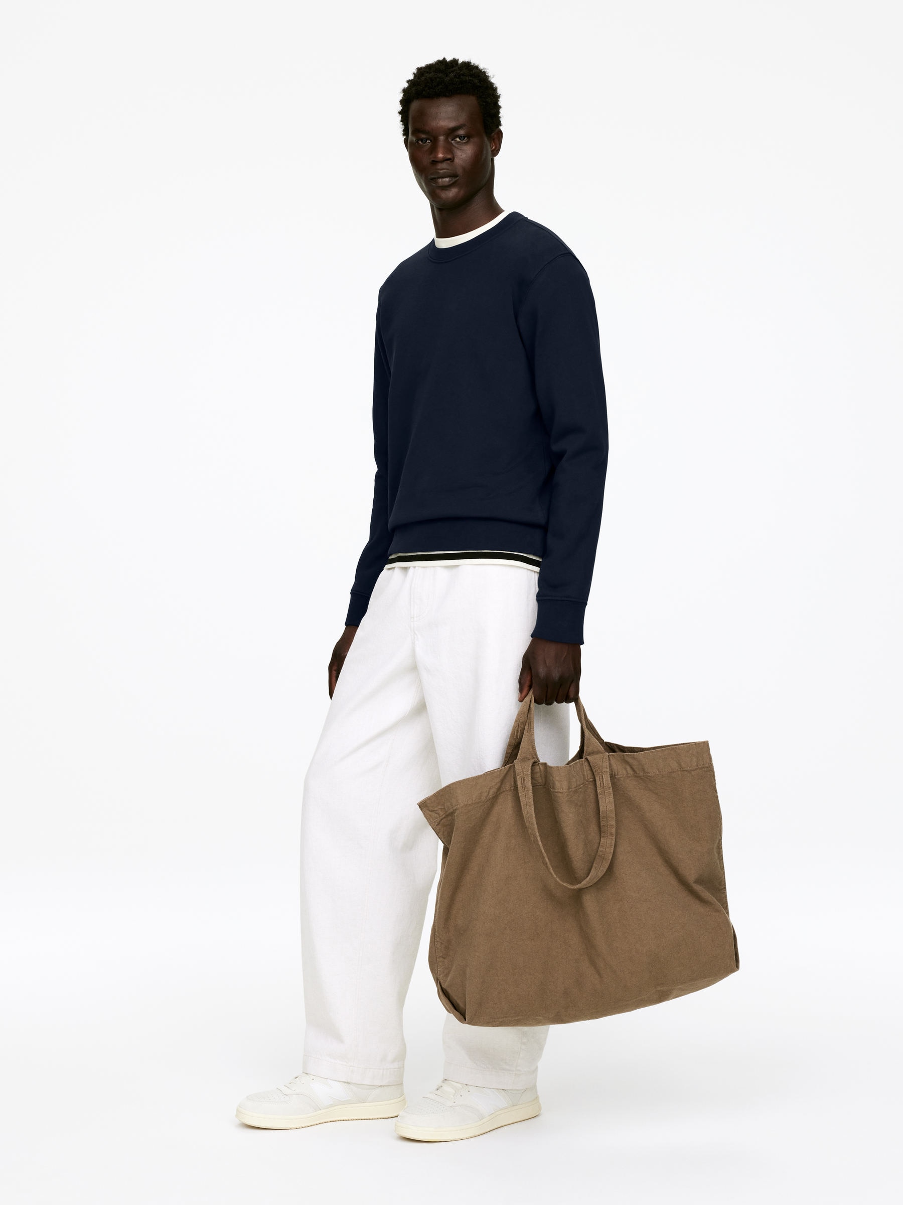 Mid-Weight Sweatshirt - Dark Blue - Regular fit - Men - StillMedia/Lookbook - 10