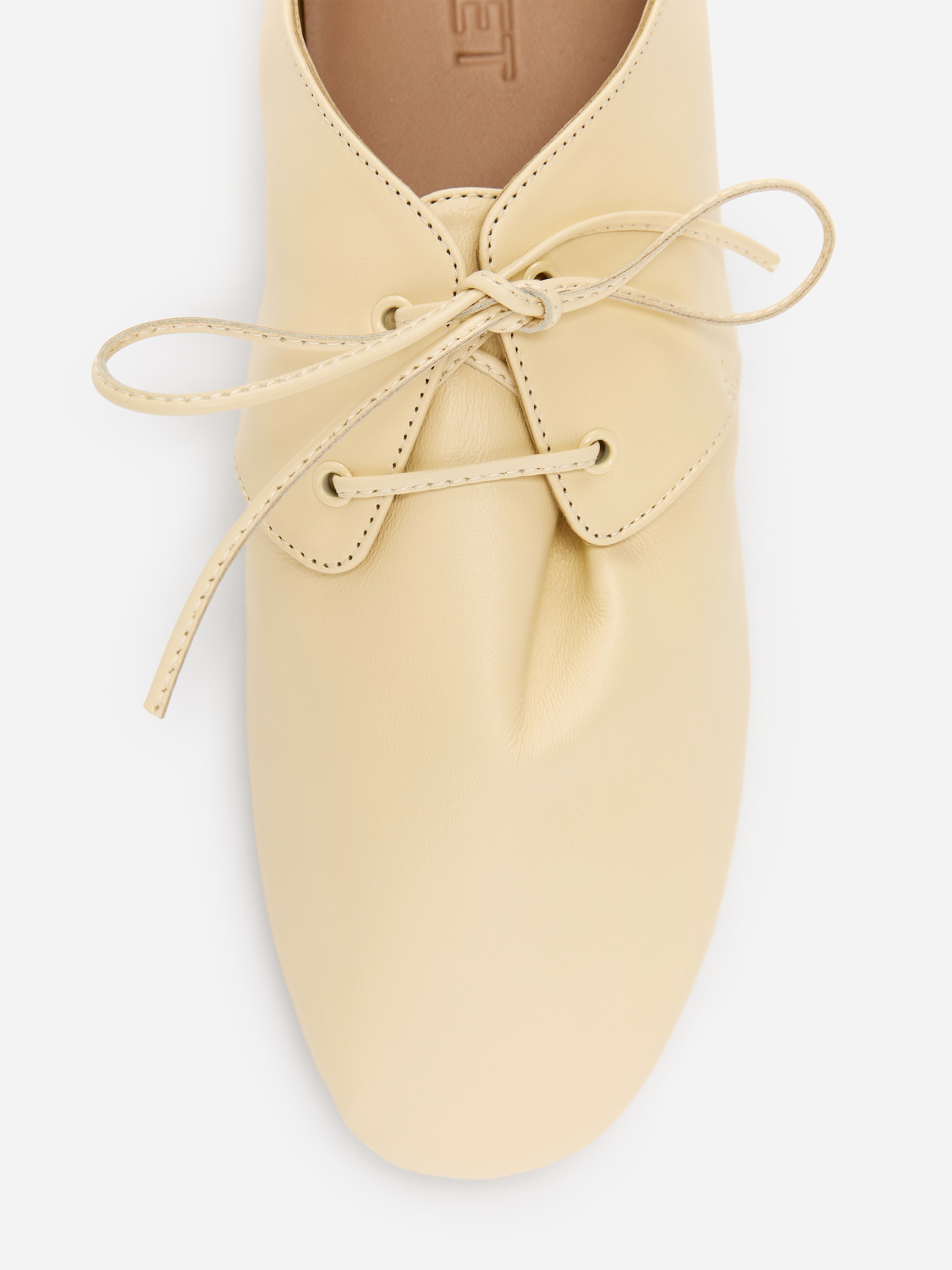 Soft Leather Lace-Up Shoes - Light Yellow - Women - StillMedia/DescriptiveStillLife - 2