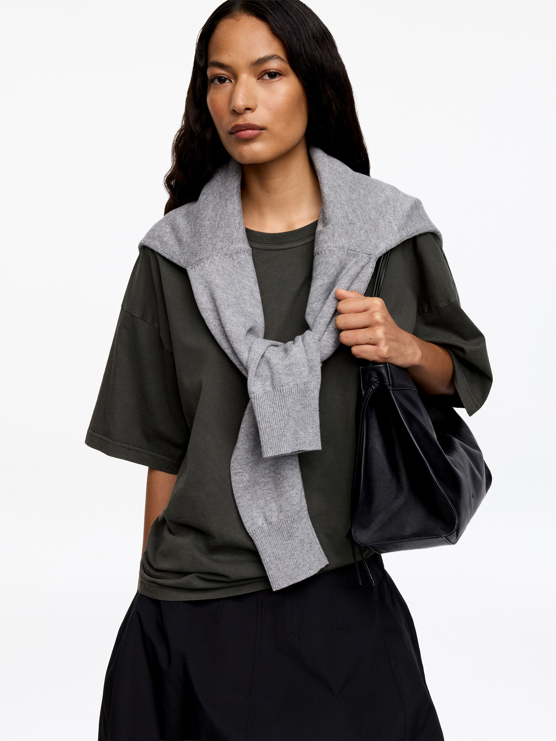 Oversized T-Shirt - Washed Black - Oversized - Women - StillMedia/Lookbook - 2