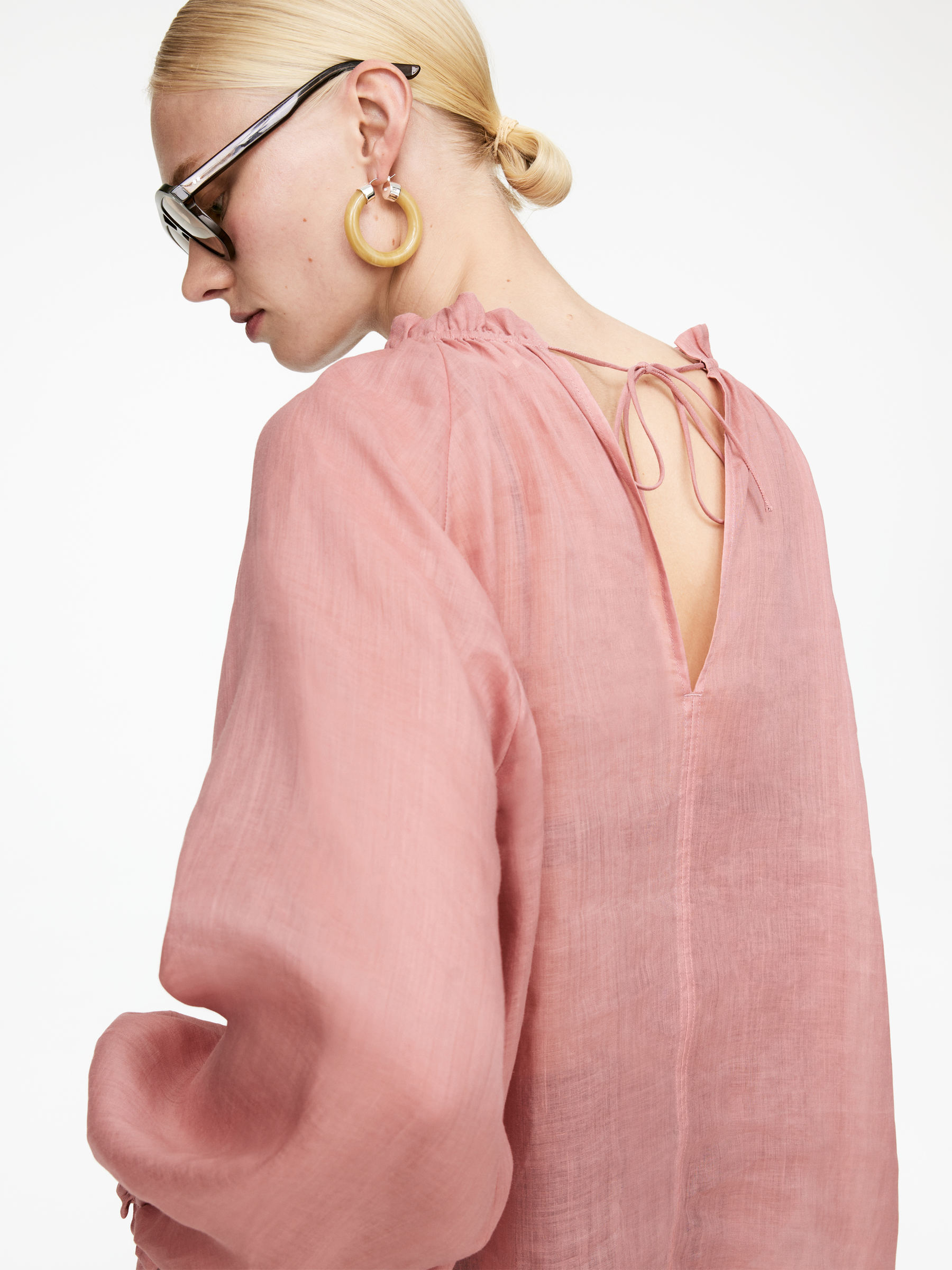Relaxed Blouse - Blush - Loose fit - Women - StillMedia/Lookbook - 10