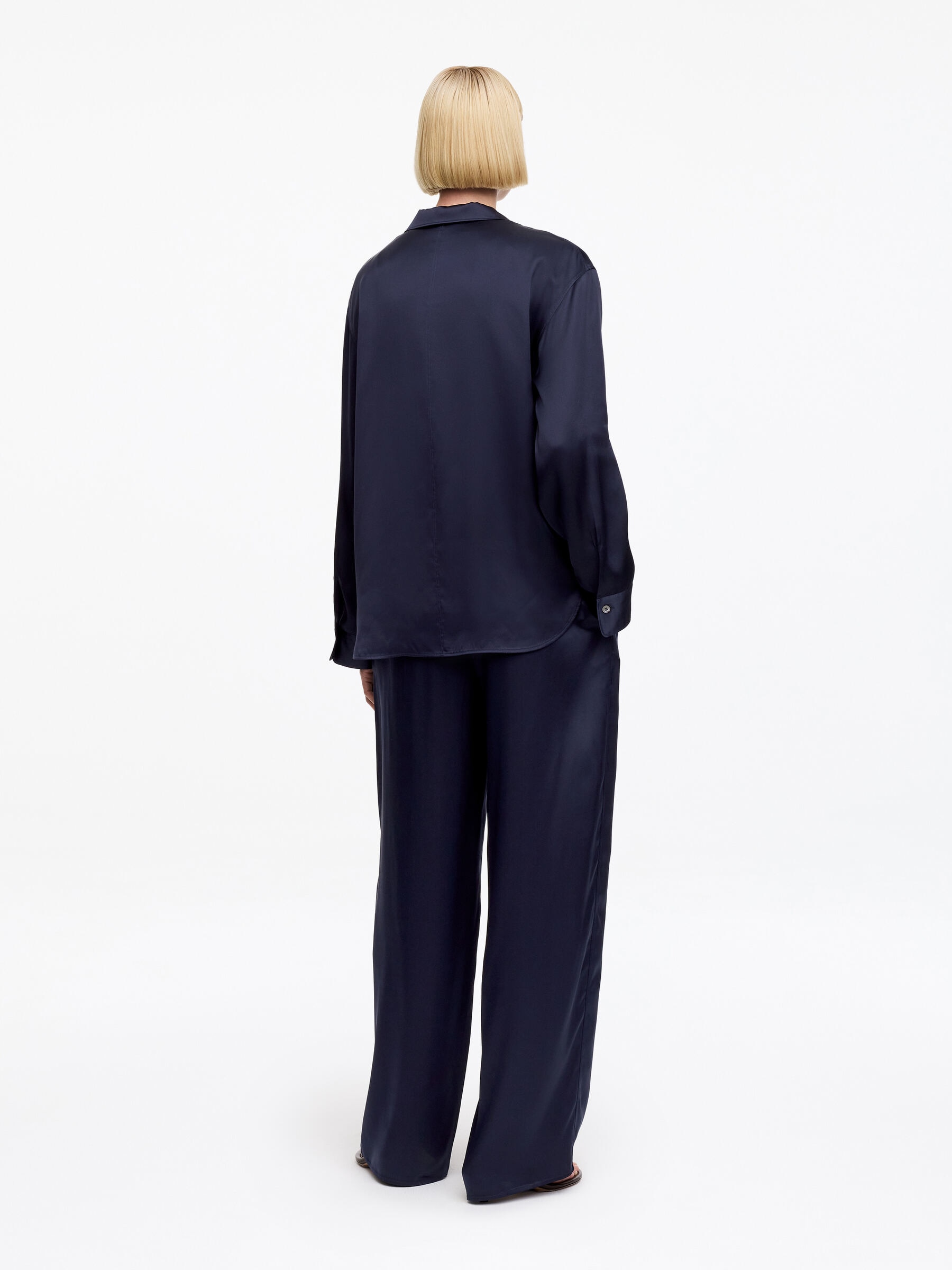 Silk Satin Trousers - Dark Blue - Relaxed fit - Women - StillMedia/Lookbook - 4