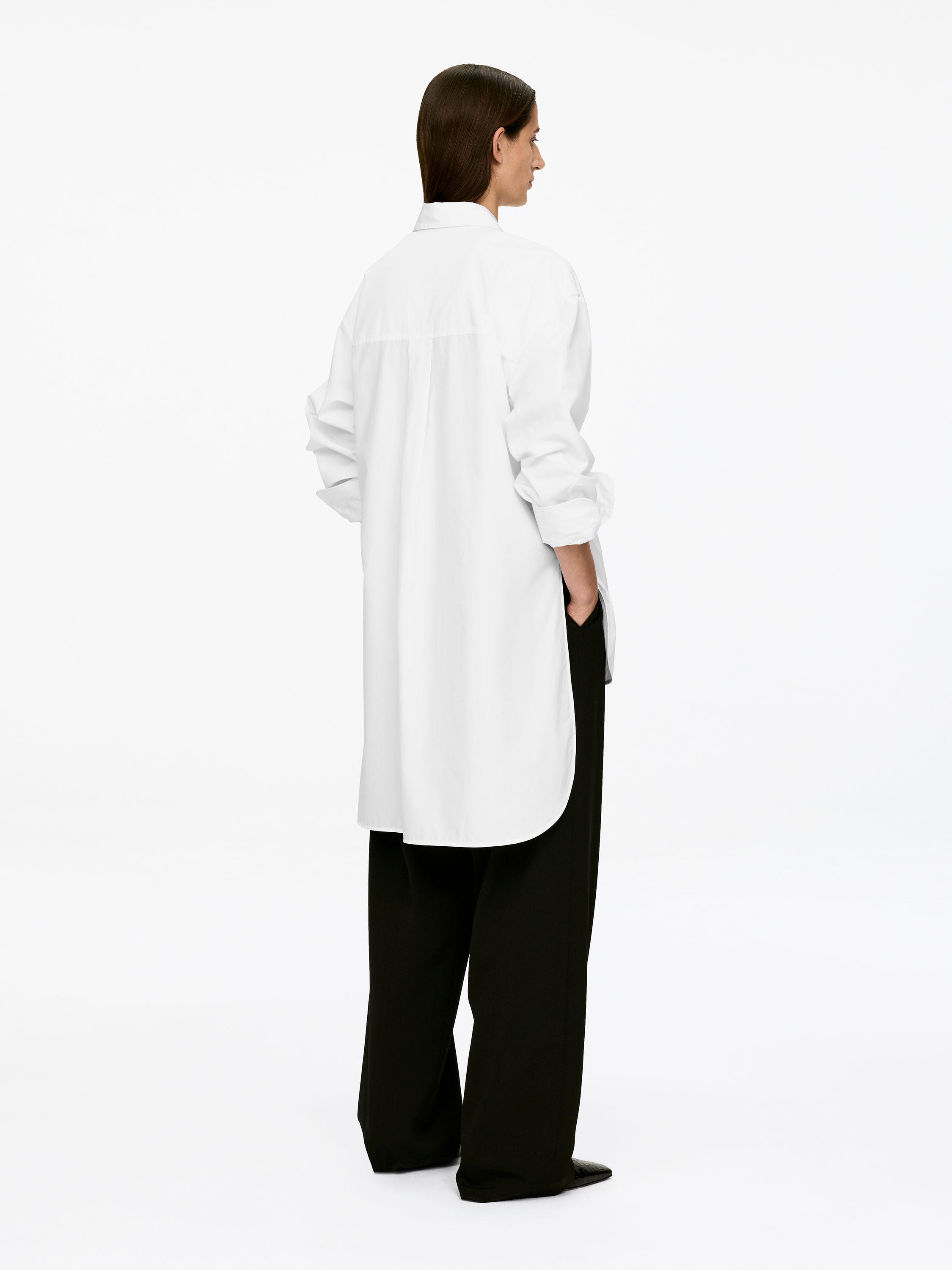 Elongated Shirt - White - Loose fit - Women - StillMedia/Lookbook - 3