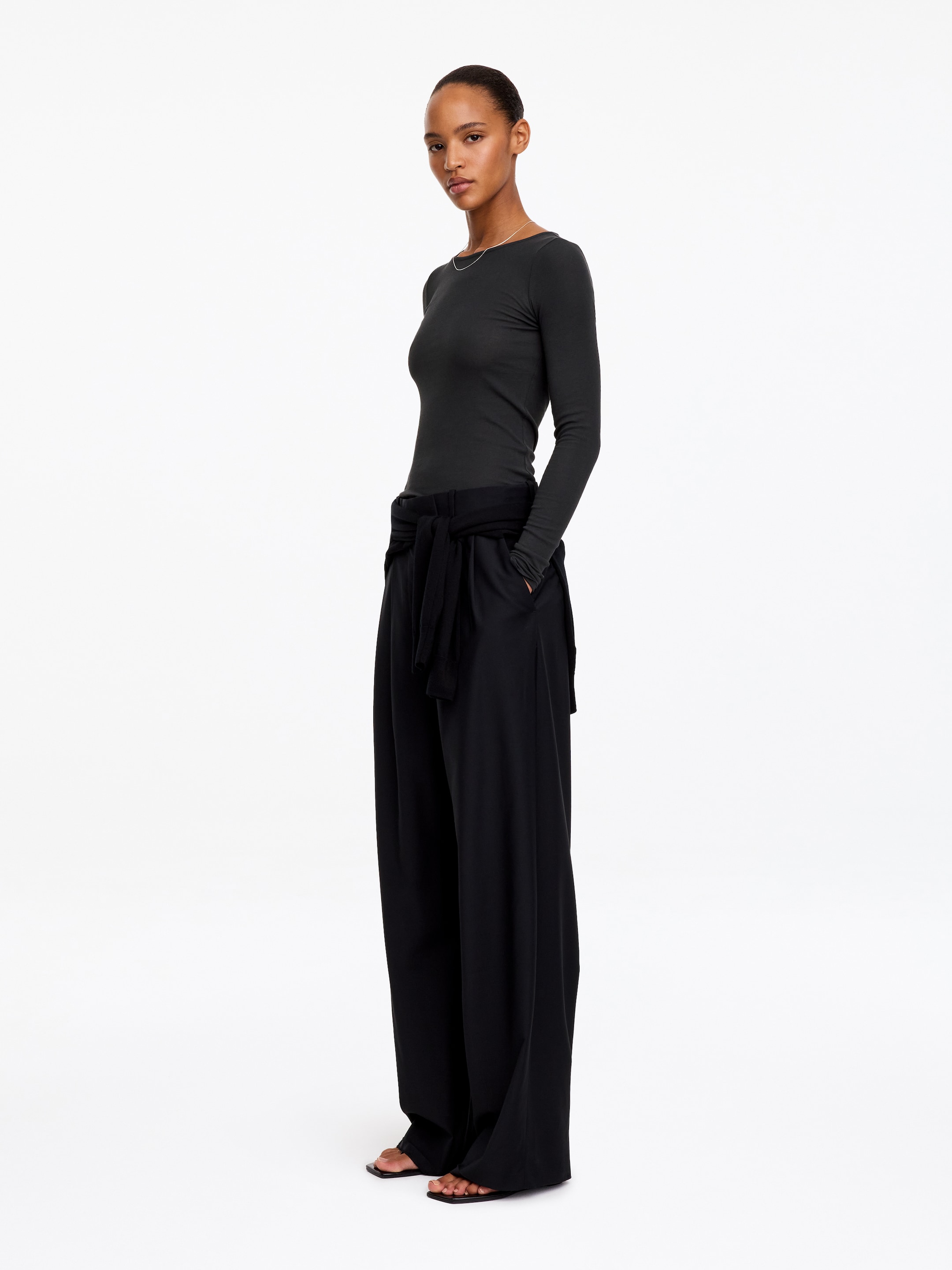 Top de manga larga de canalé transparente - Negro - Corte ajustado - women - StillMedia/Lookbook - 5
