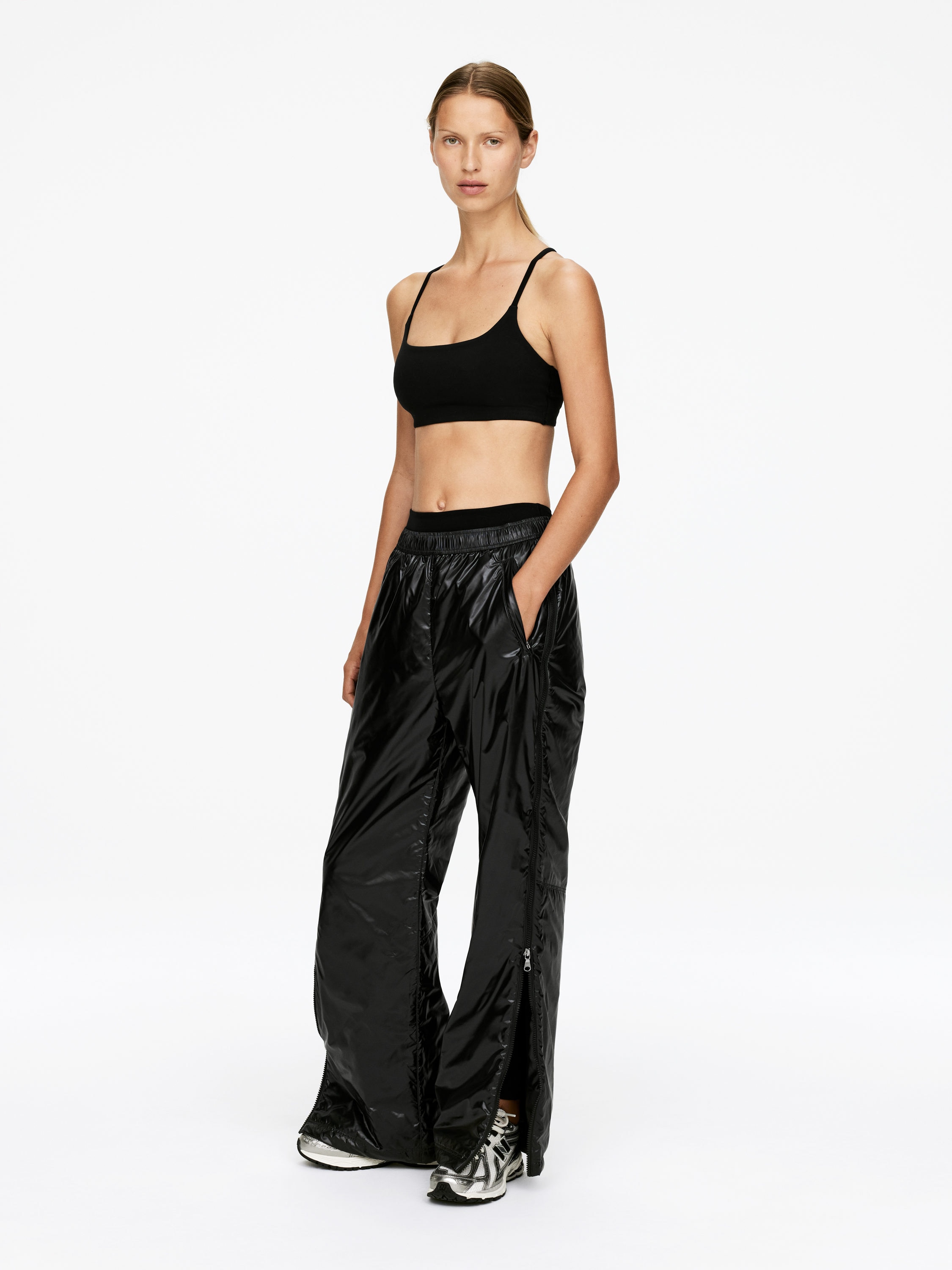 Soft Stretch Bra - Black - Slim fit - Women - StillMedia/Lookbook - 2