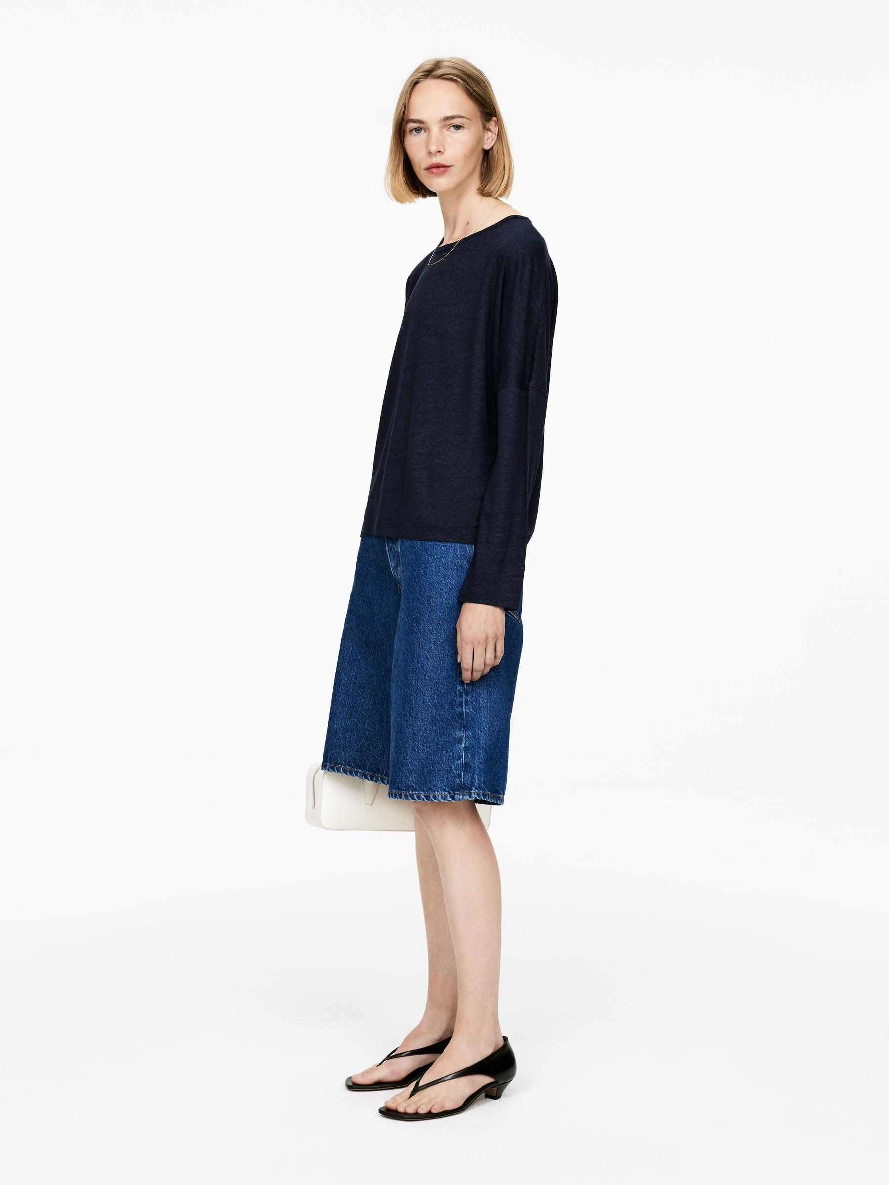 Loose-Fit Linen Viscose Top - Dark Blue - Loose fit - Women - StillMedia/Lookbook - 5