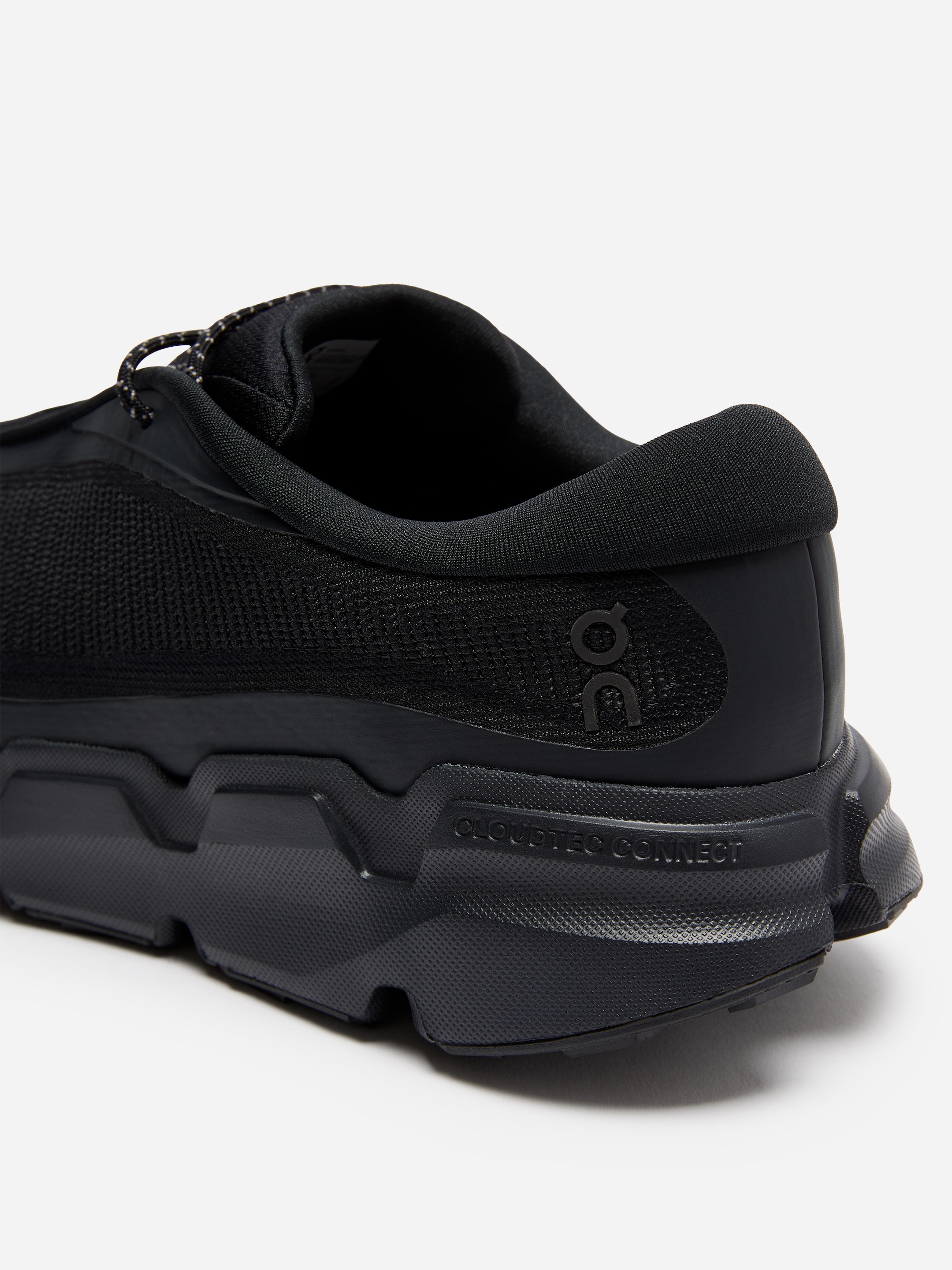On Cloudsoma Hike - Negro - men - StillMedia/DescriptiveDetail - 1