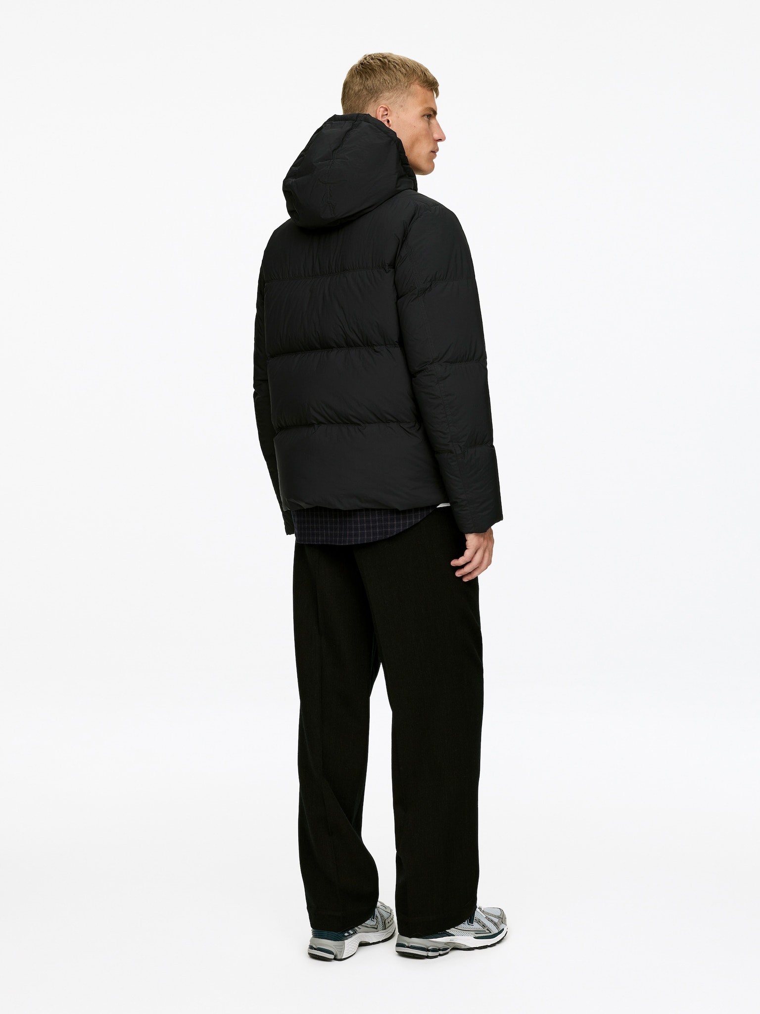 Upcycled Down Puffer Jacket - Zwart/Donkergroen - 6