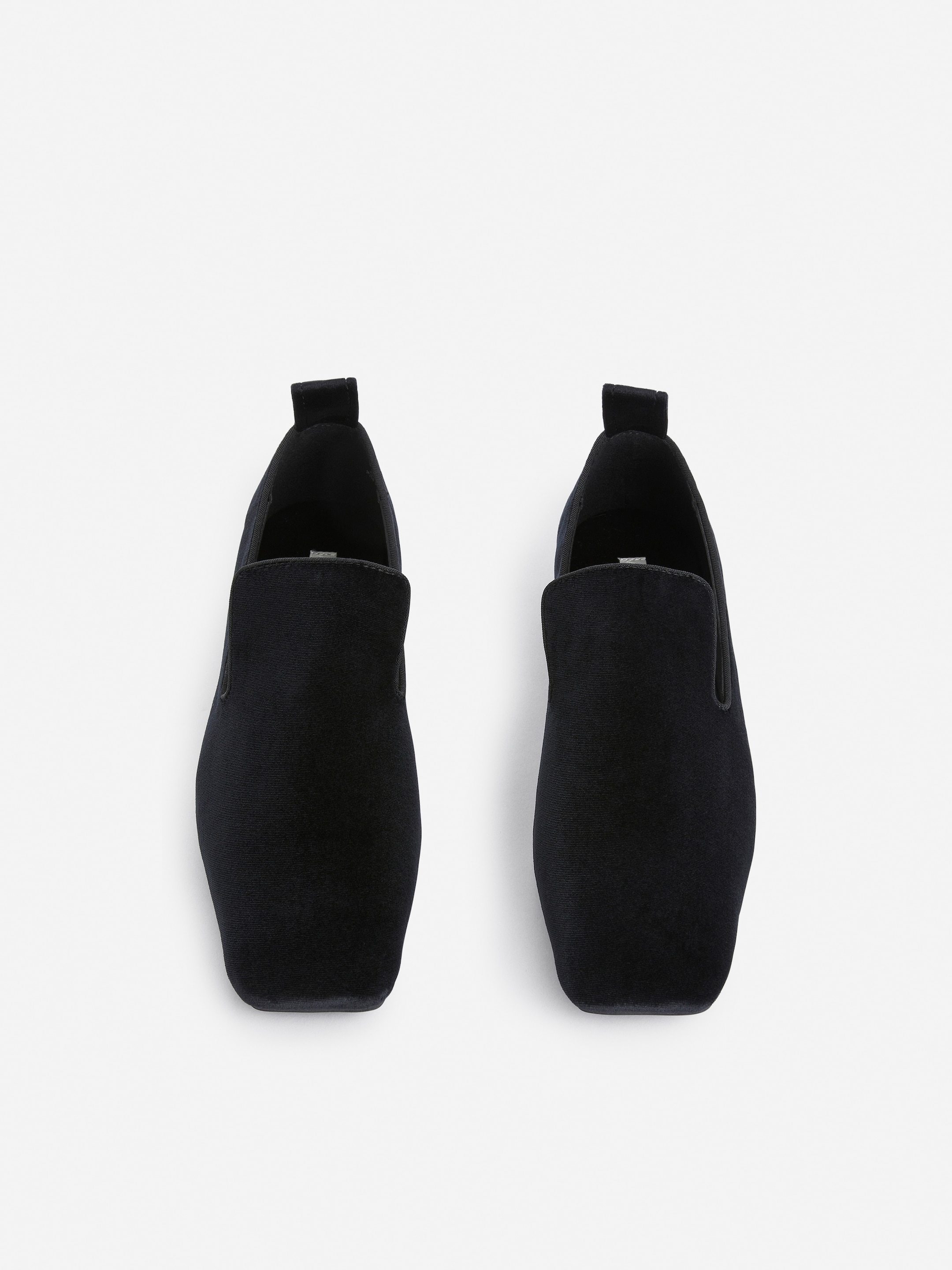 Indoor Velvet Loafers - Black - Women - StillMedia/DescriptiveStillLife - 5