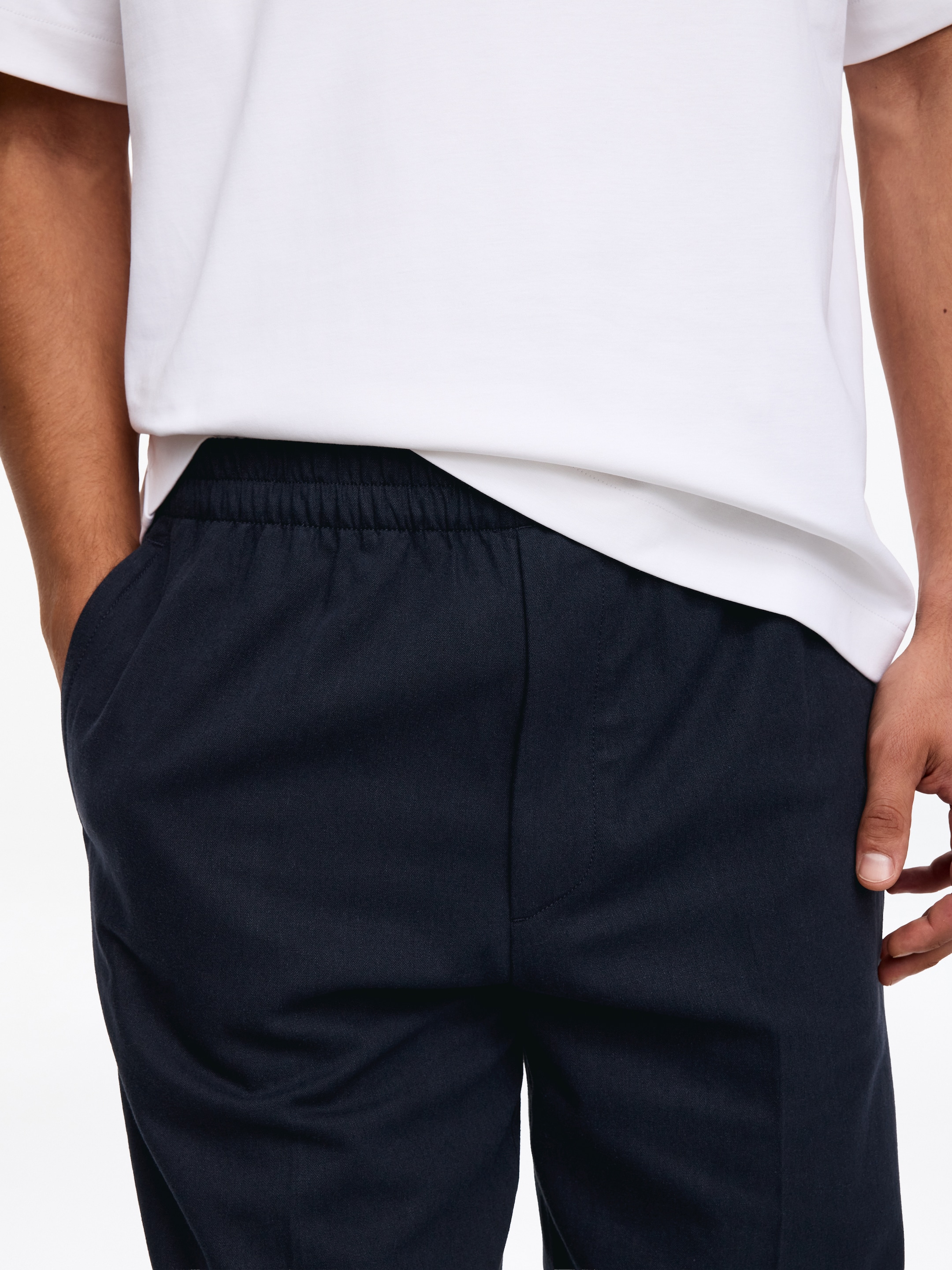 Loose Linen Blend Trousers - Dark Blue - Loose fit - Men - StillMedia/Lookbook - 6