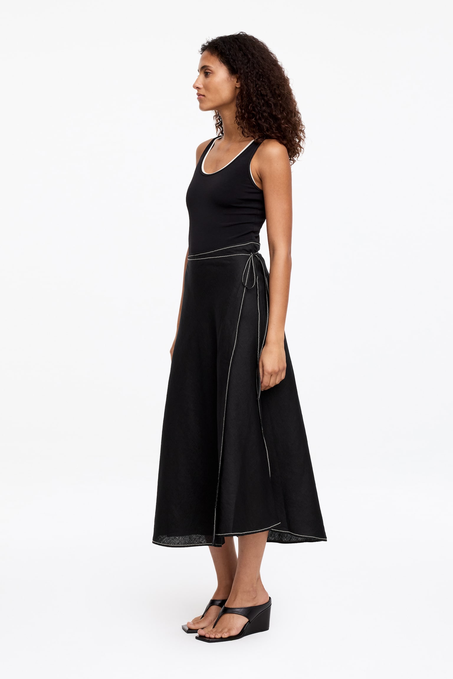 Omslagsskjørt i lin - Black/Rød - 5