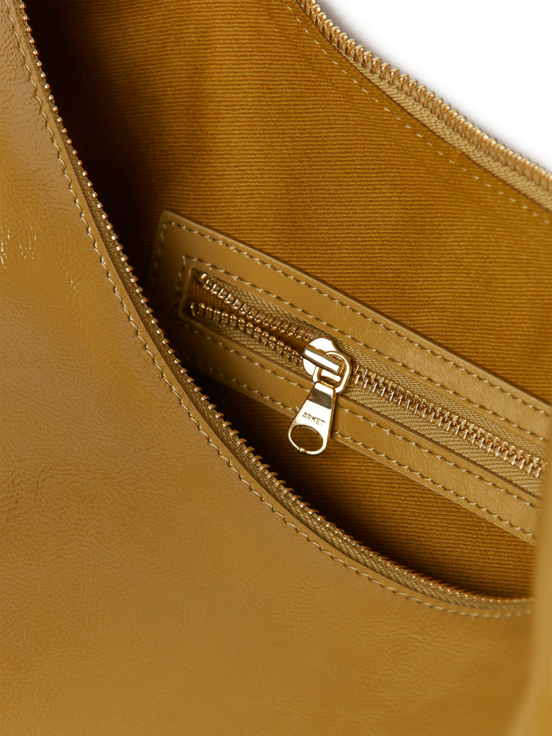 Mid Size Curved Shoulder Bag - Beige - Women - StillMedia/DescriptiveDetail - 3
