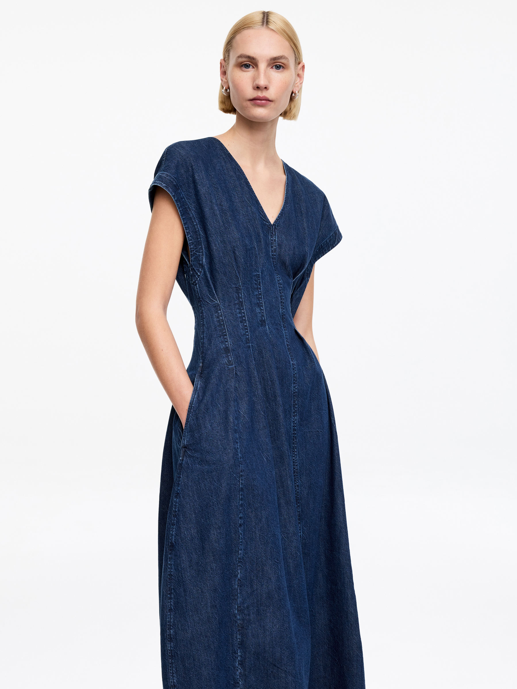 Veckad denimklänning - Blå - Regular fit - Women - StillMedia/Lookbook - 2