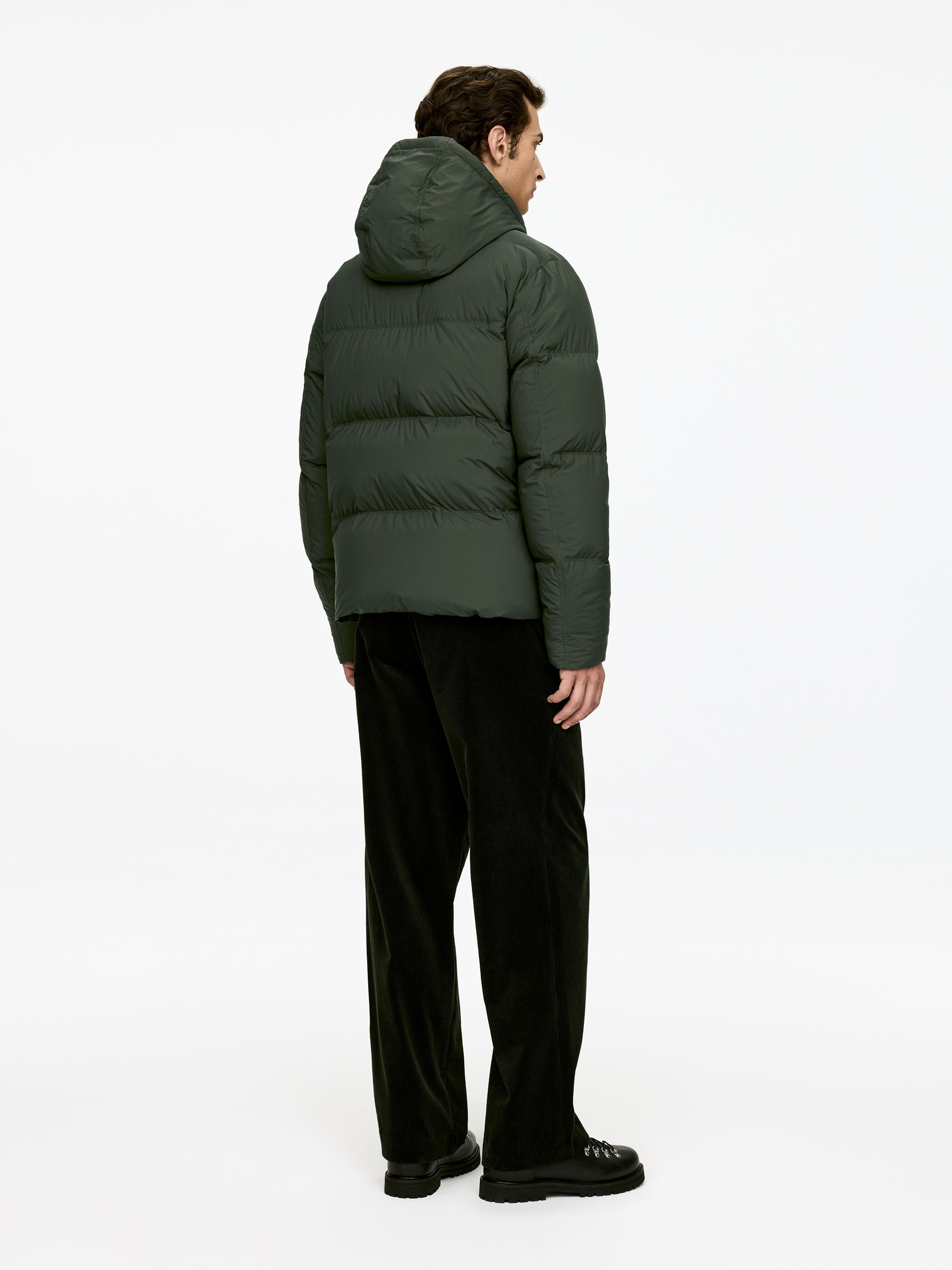 Upcycled Down Puffer Jacket - Dark Green - Regular fit - Men - StillMedia/Lookbook - 10