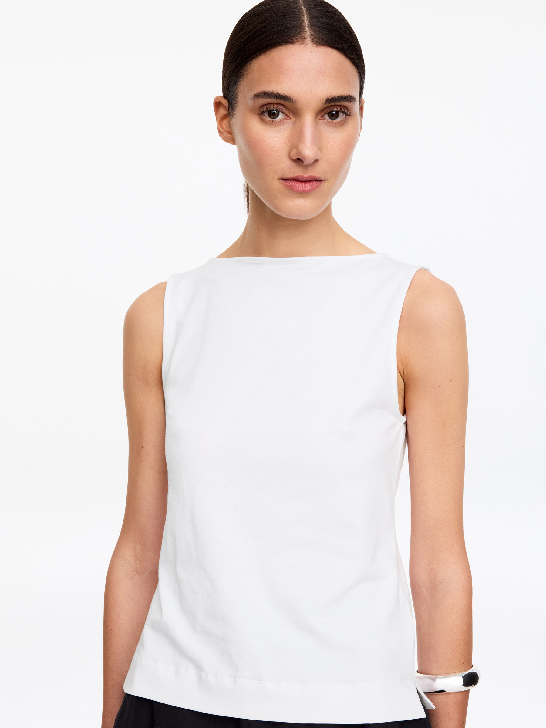 Boat Neck Tank Top - White - Slim fit - Women - StillMedia/Lookbook - 2