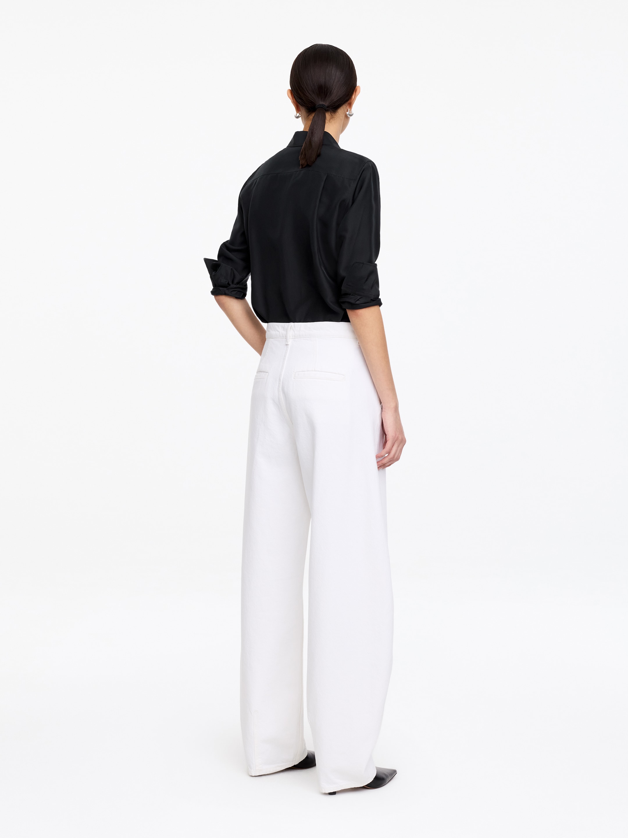 Silk Shirt - Black - Slim fit - Women - StillMedia/Lookbook - 8