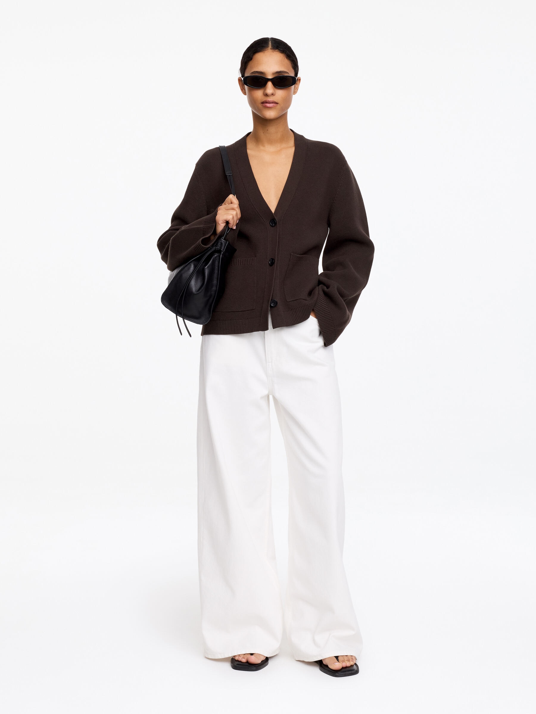 Bawełniany kardigan - Ciemnobrązowy - Luźny fason - Women - StillMedia/Lookbook - 8