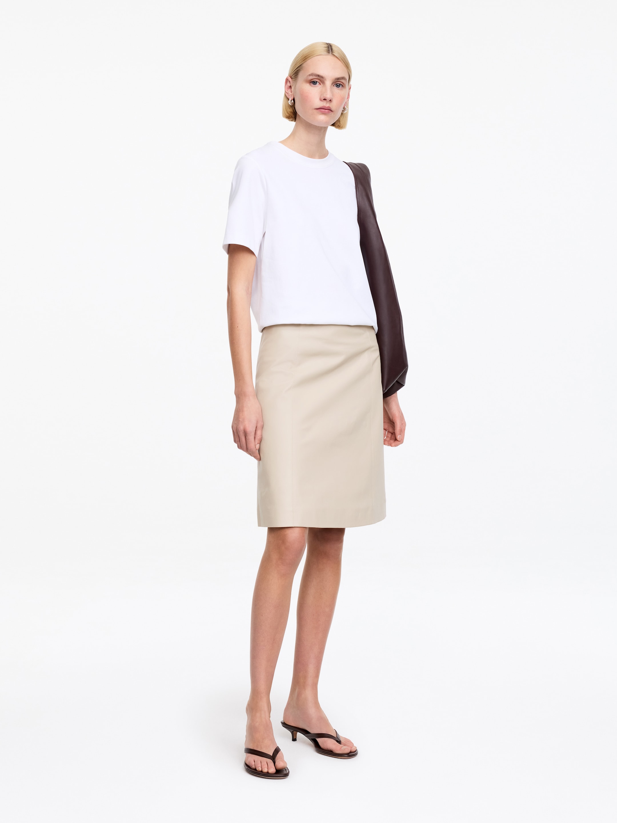 Leather Skirt - Off White - Regular fit - Women - StillMedia/Lookbook - 3
