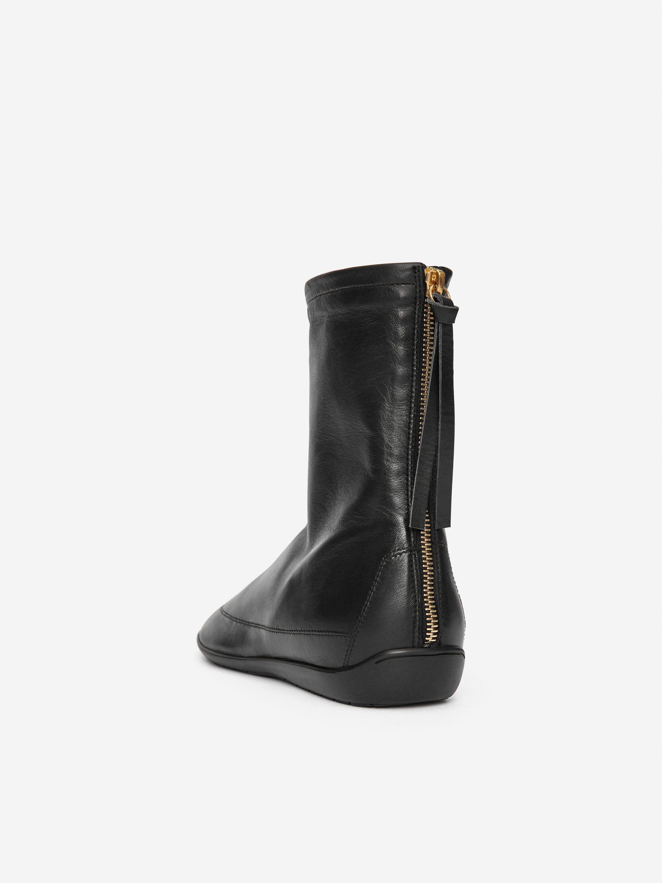 Leather Ankle Boots - Black - Women - StillMedia/DescriptiveStillLife - 3