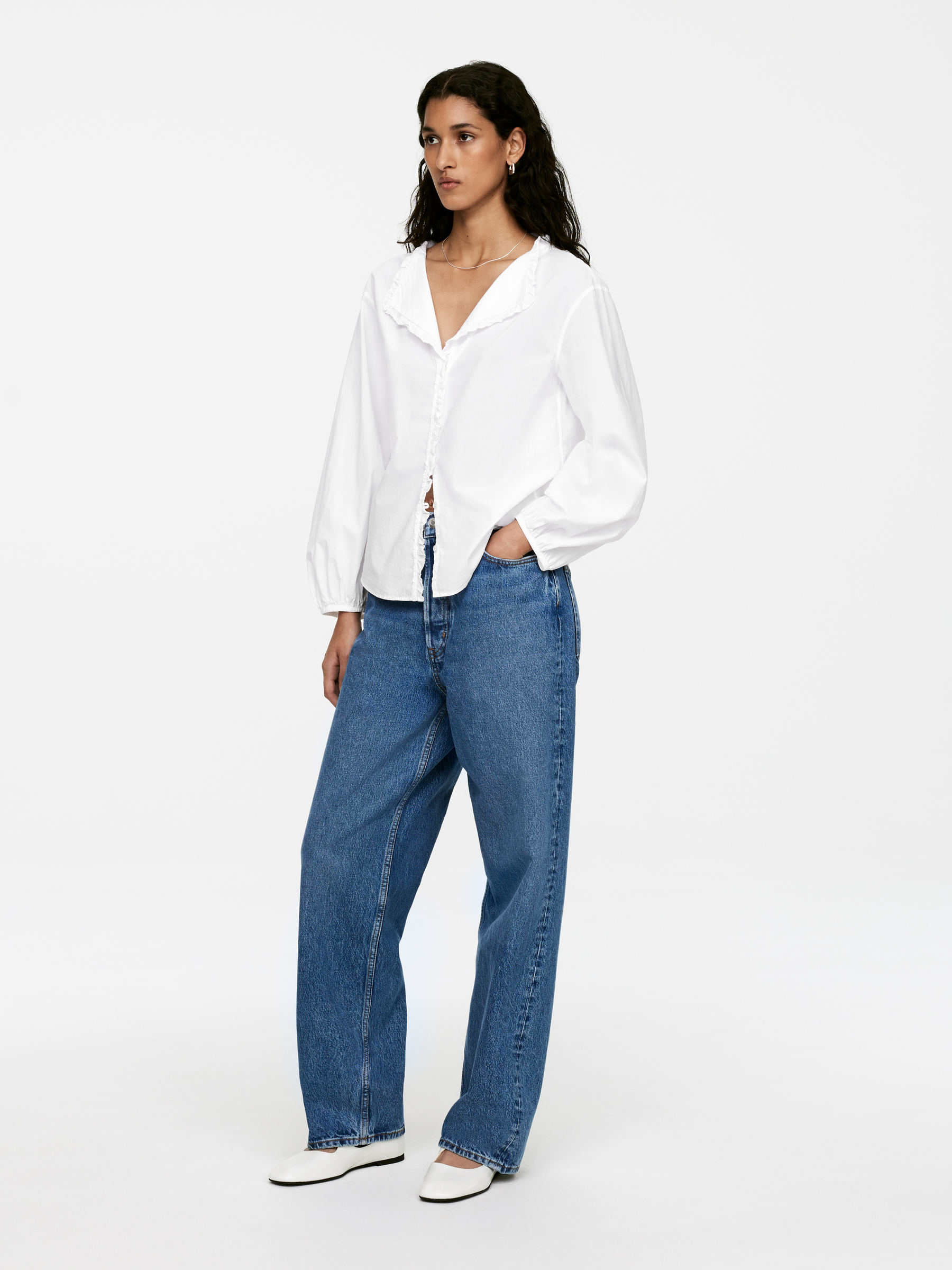 Frill Blouse - White - Regular fit - Women - StillMedia/Lookbook - 3
