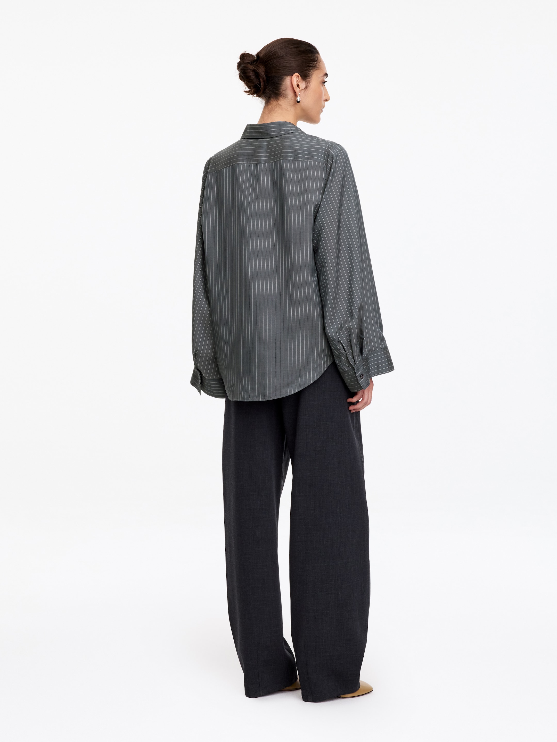 Volume-Sleeve Blouse - Grey/White - Regular fit - women - StillMedia/Lookbook - 5