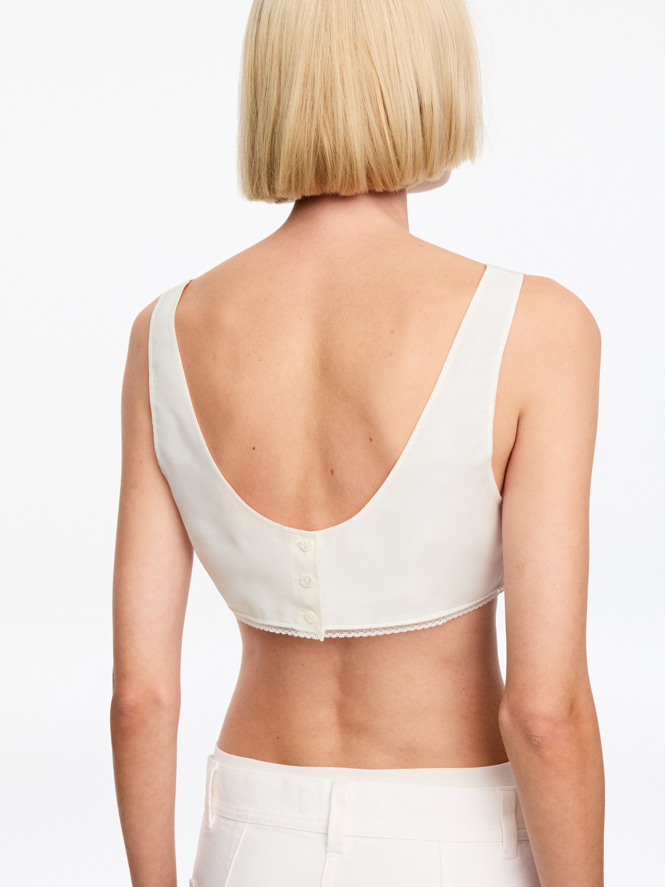 Top braletka ARKET and Laila Gohar - Złamana biel - Fason normalny - Women - StillMedia/Lookbook - 4