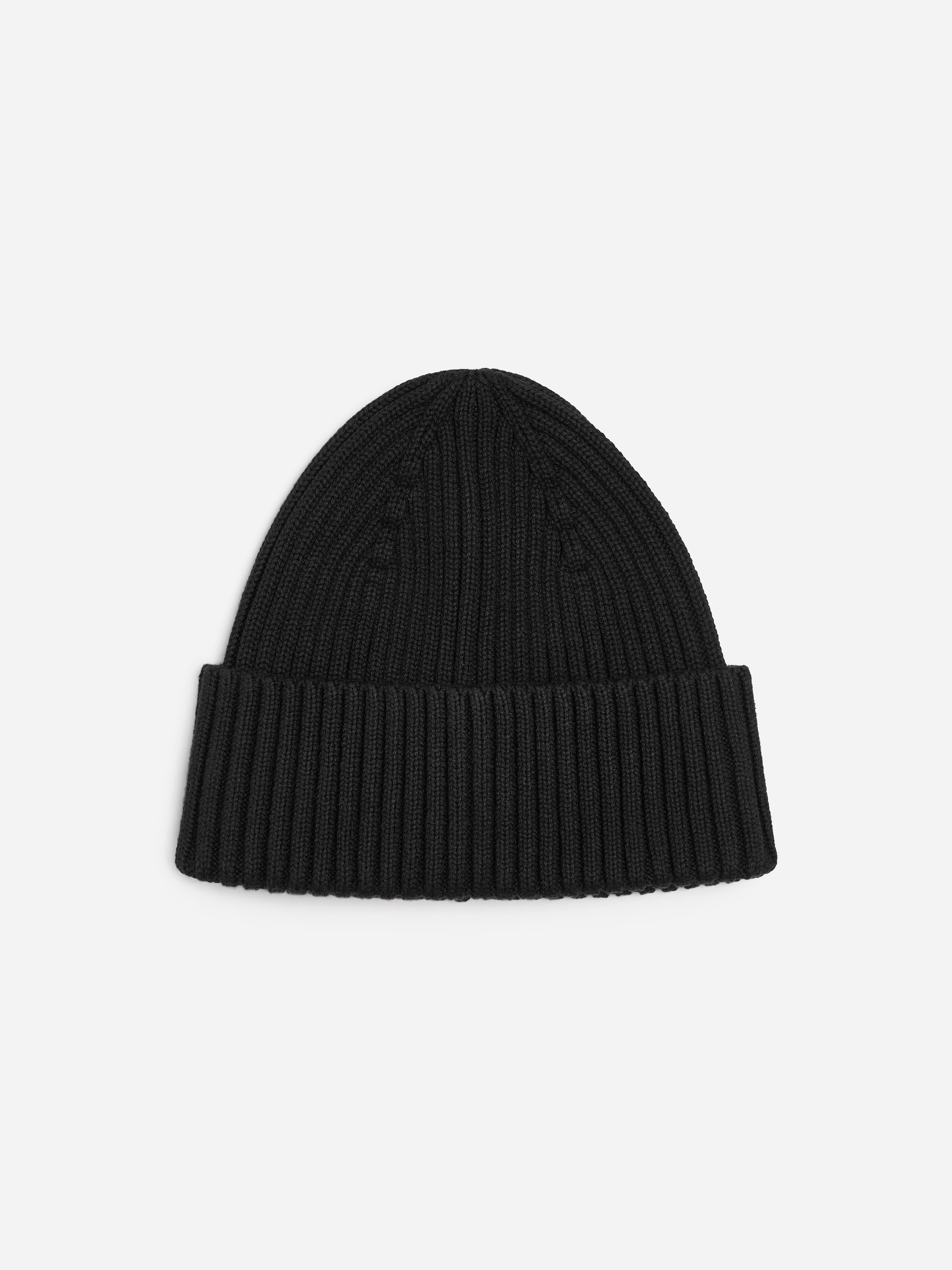 Rib-Knitted Beanie - Black - children - StillMedia/DescriptiveStillLife - 2