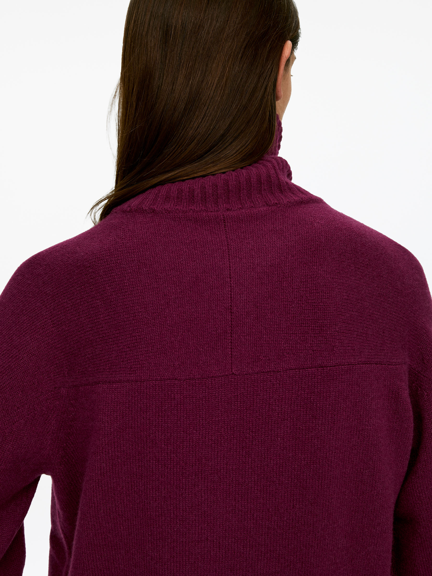 Rollkragenpullover aus reinem Kaschmir - Dunkelrot - Loose Fit - Damen - StillMedia/Lookbook - 5