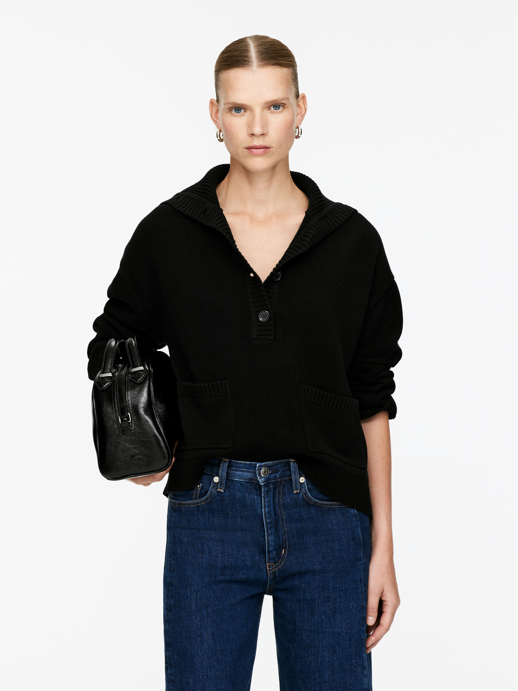 High-Neck Jumper - Black - Loose fit - Women - StillMedia/Lookbook - 6
