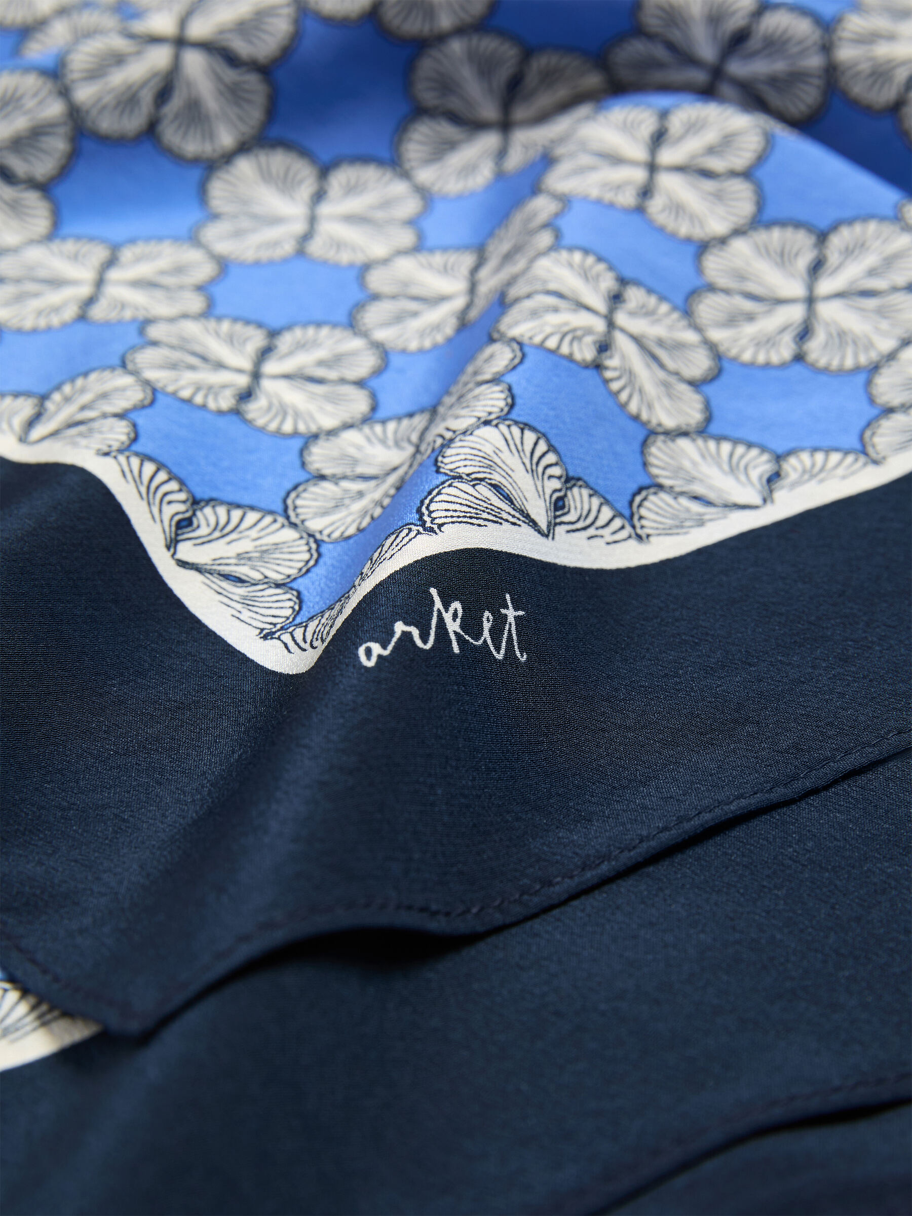 Bedrucktes Seidentuch - Blau/Muscheln - Damen - StillMedia/DescriptiveDetail - 2