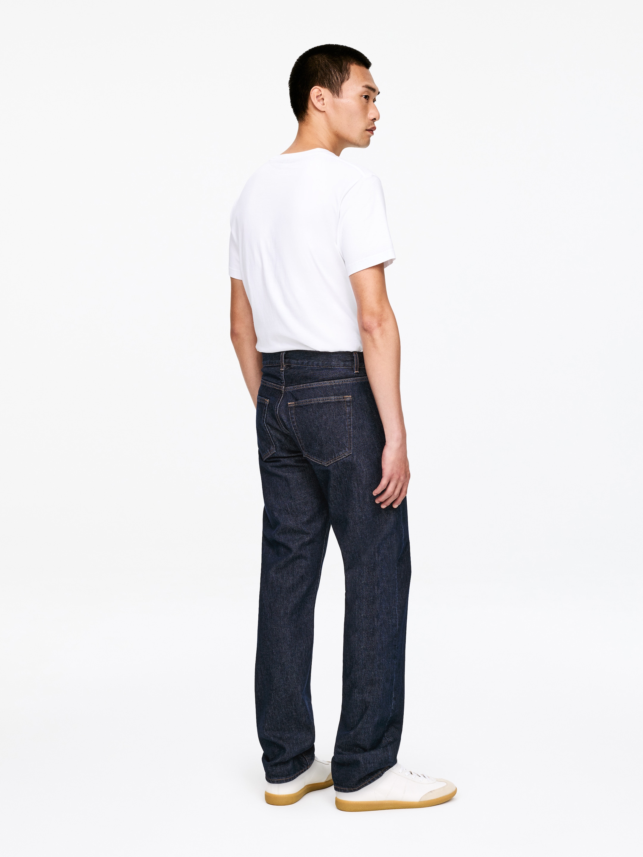 OCEAN Loose Straight Jeans - Dark Blue - Loose fit - Men - StillMedia/Lookbook - 17