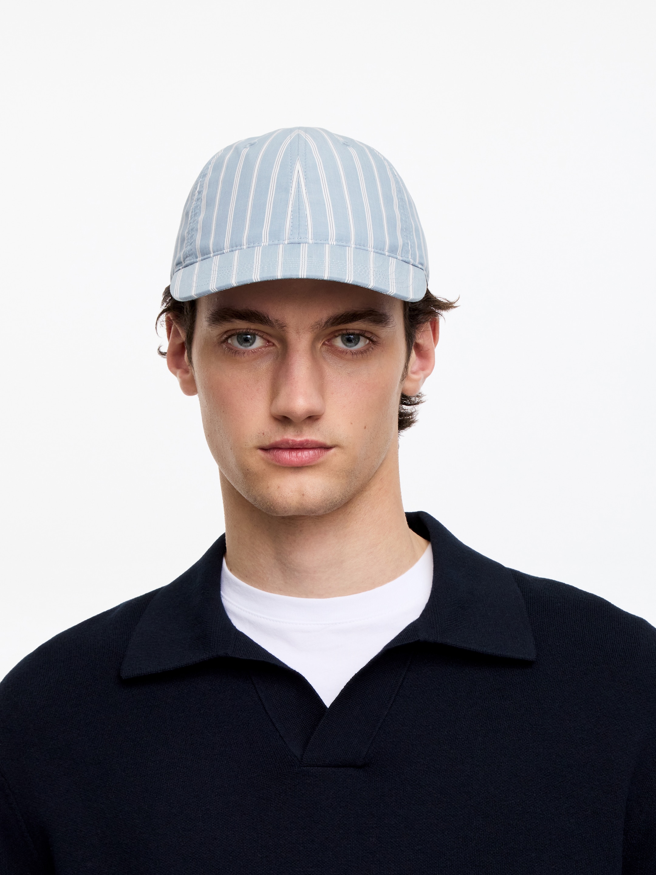 Keps i bomullspoplin - Ljusblå/randig - Men - StillMedia/Lookbook - 4