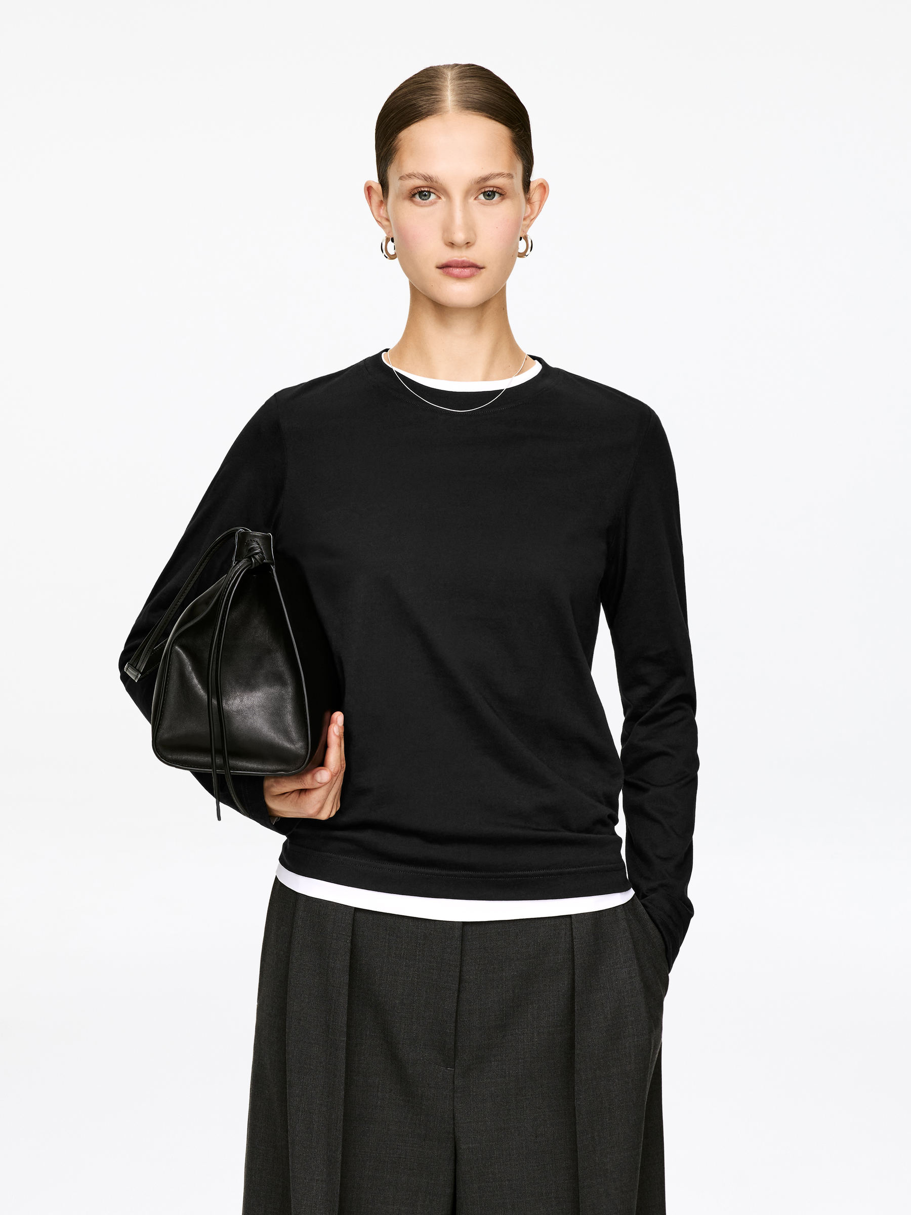 IRIS Långärmad t-shirt - Svart - Regular fit - Women - StillMedia/Lookbook - 15