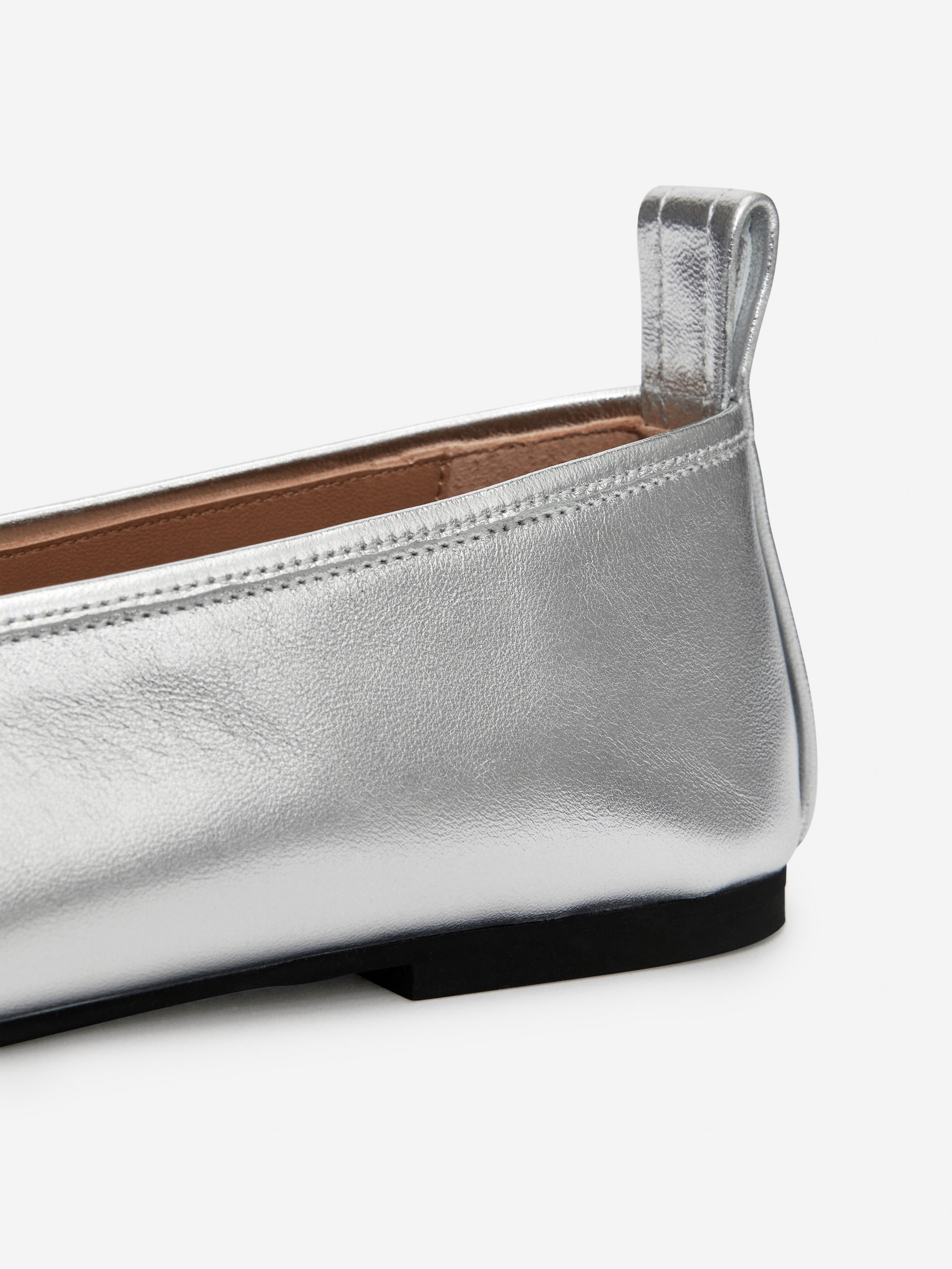 Leather Ballet Flats - Silver - Women - StillMedia/DescriptiveDetail - 1