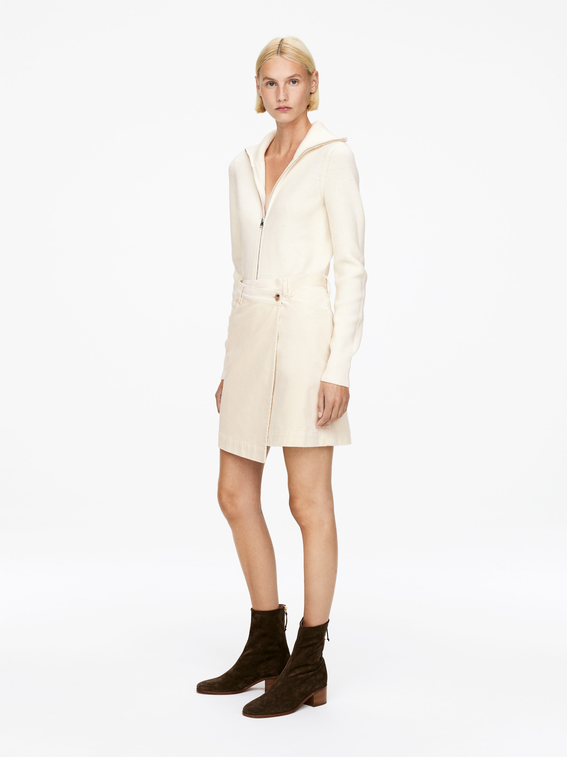 Corduroy Wrap Skirt - Light Beige - Regular fit - Women - StillMedia/Lookbook - 6