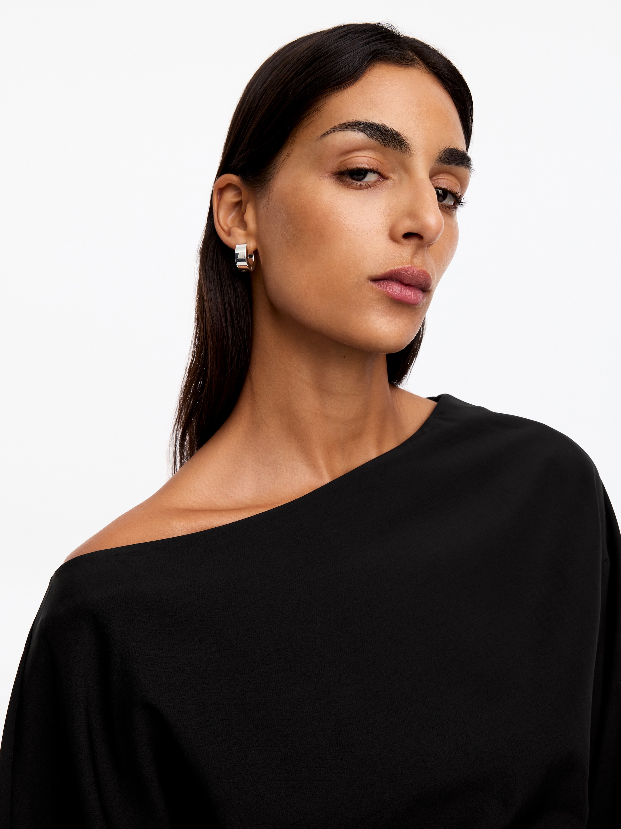 Top con hombros descubiertos - Negro - Corte estándar - women - StillMedia/Lookbook - 5