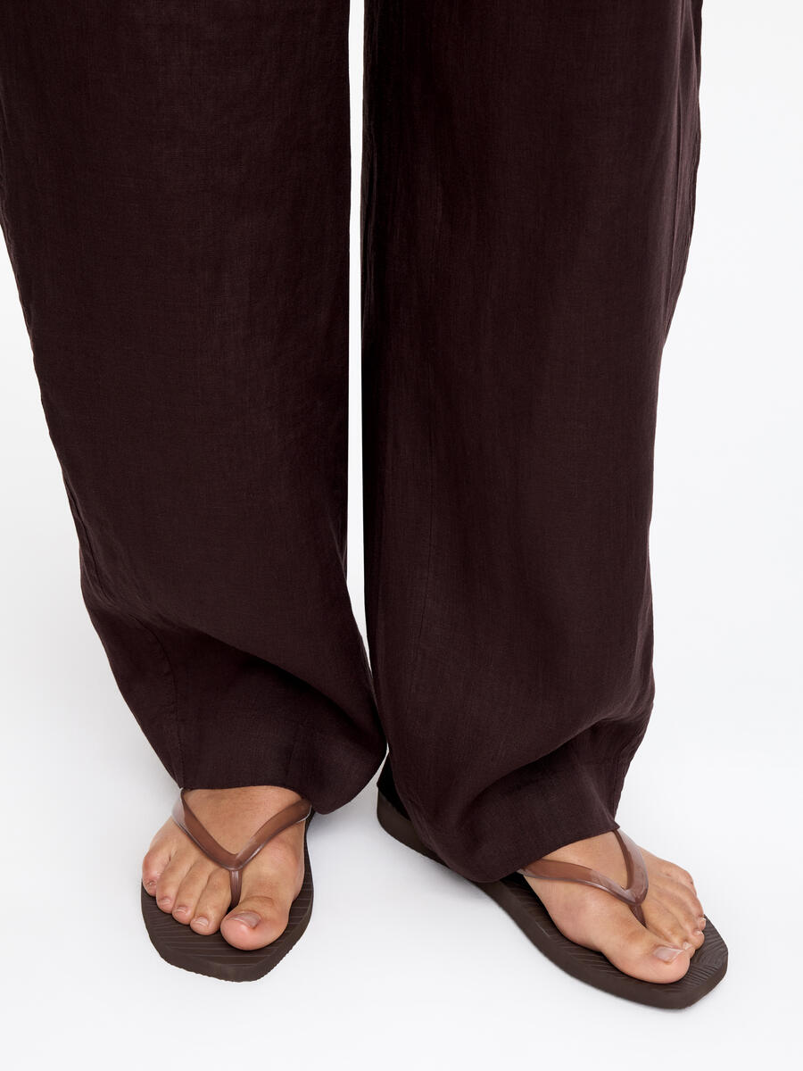 ARKET Women's  Sleepers Tapered Flip Flops Brown,  size 37