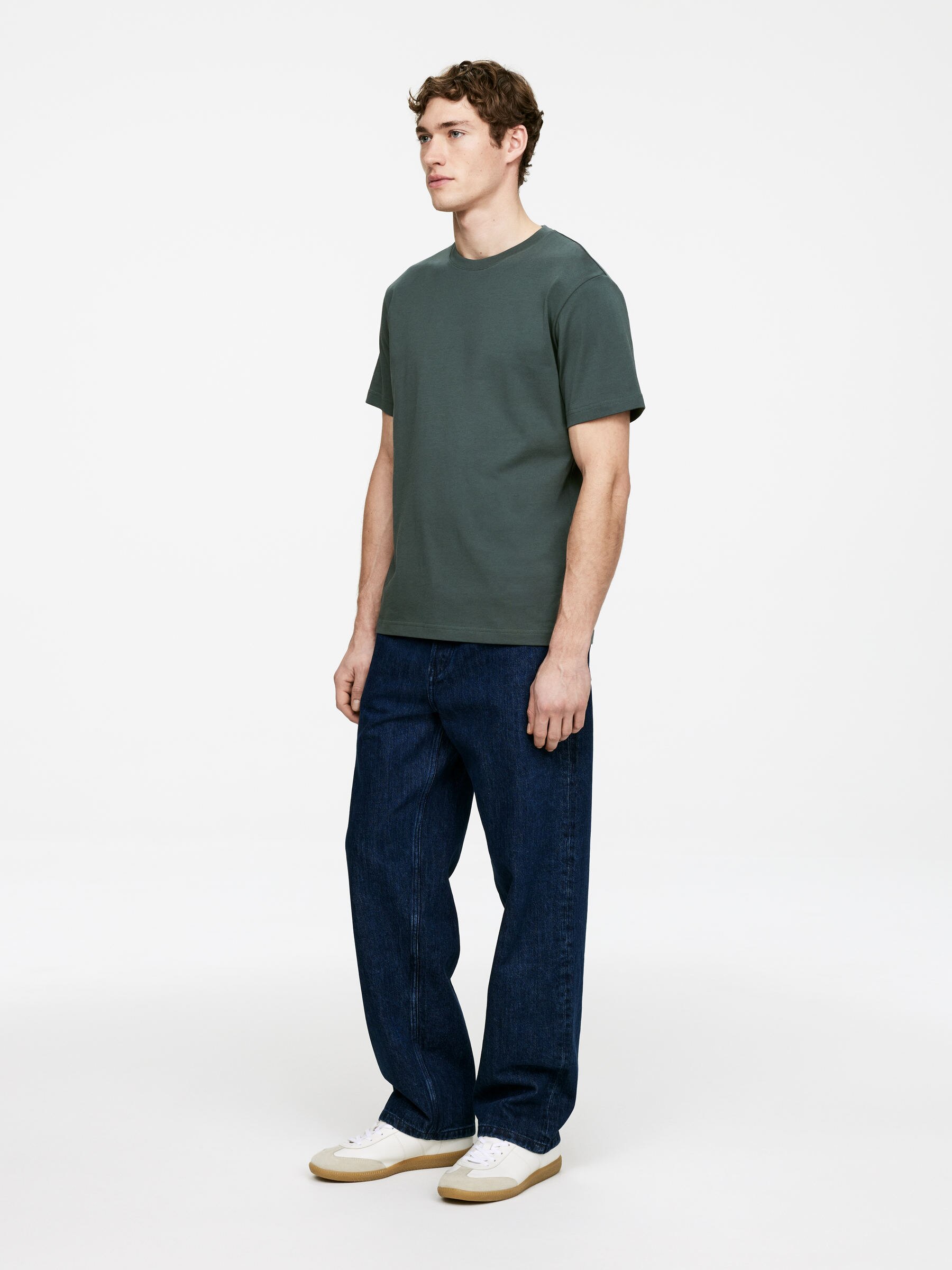 T-Shirt mit normaler Passform, 170 g/m² - Dunkelgrün - Regular Fit - Men - StillMedia/Lookbook - 2