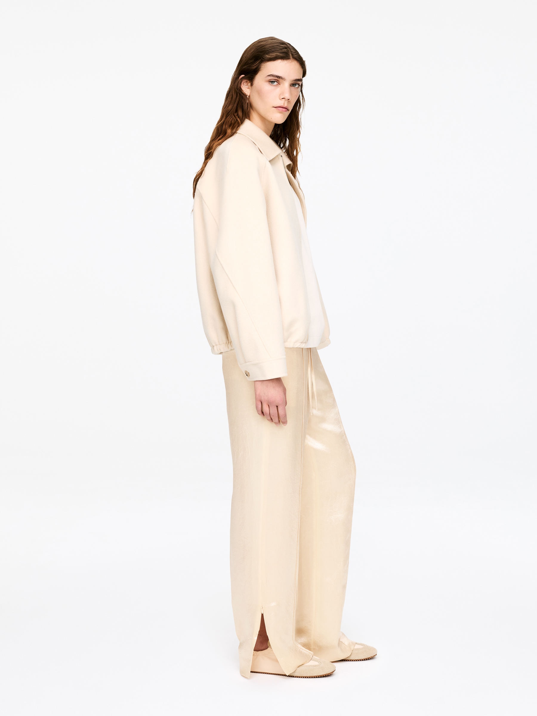 Satinhose - Hellbeige - Relaxed Fit - Damen - StillMedia/Lookbook - 3