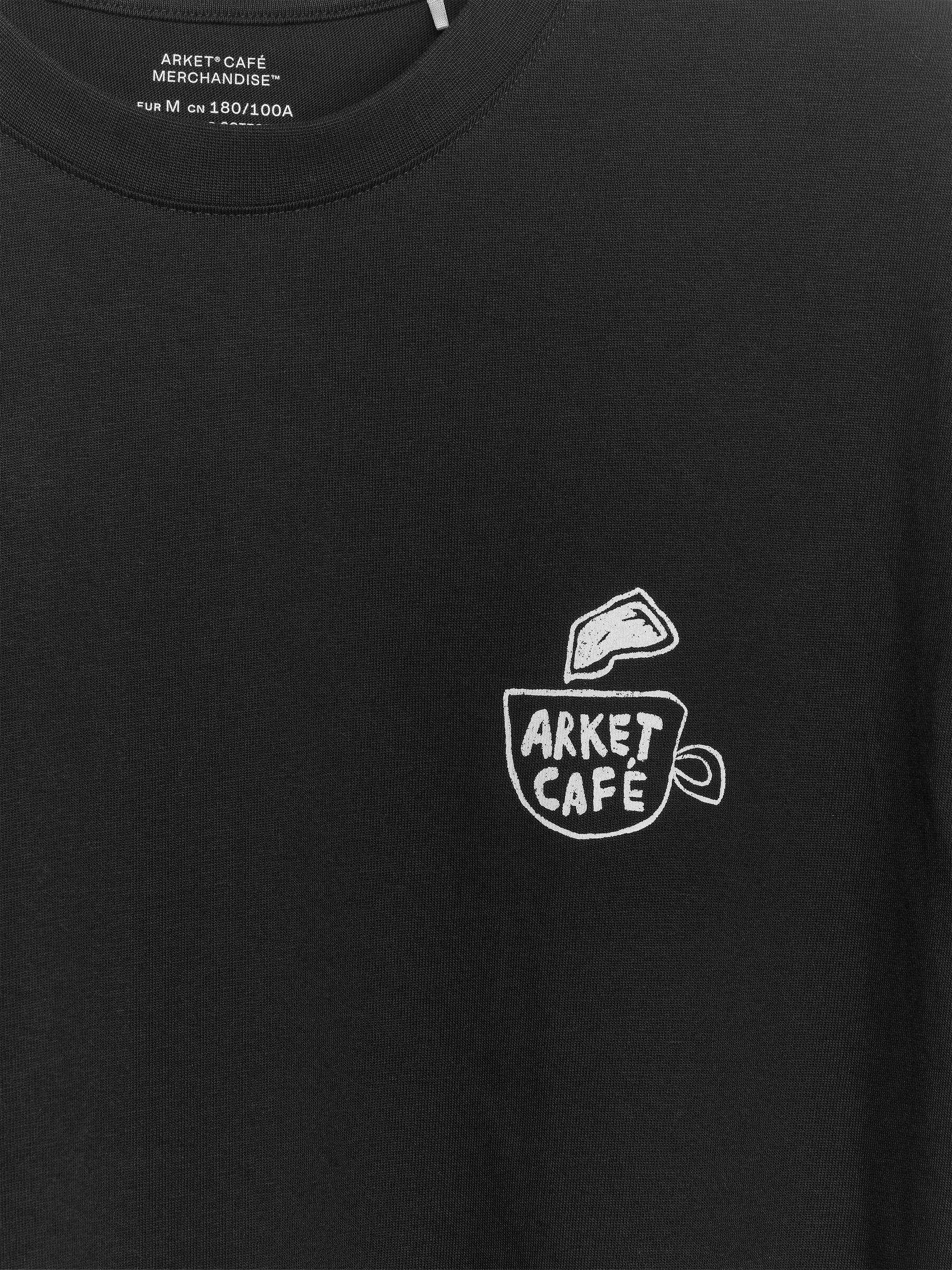 T-Shirt ARKET CAFÉ - Schwarz - Regular Fit - Café - StillMedia/DescriptiveStillLife - 1