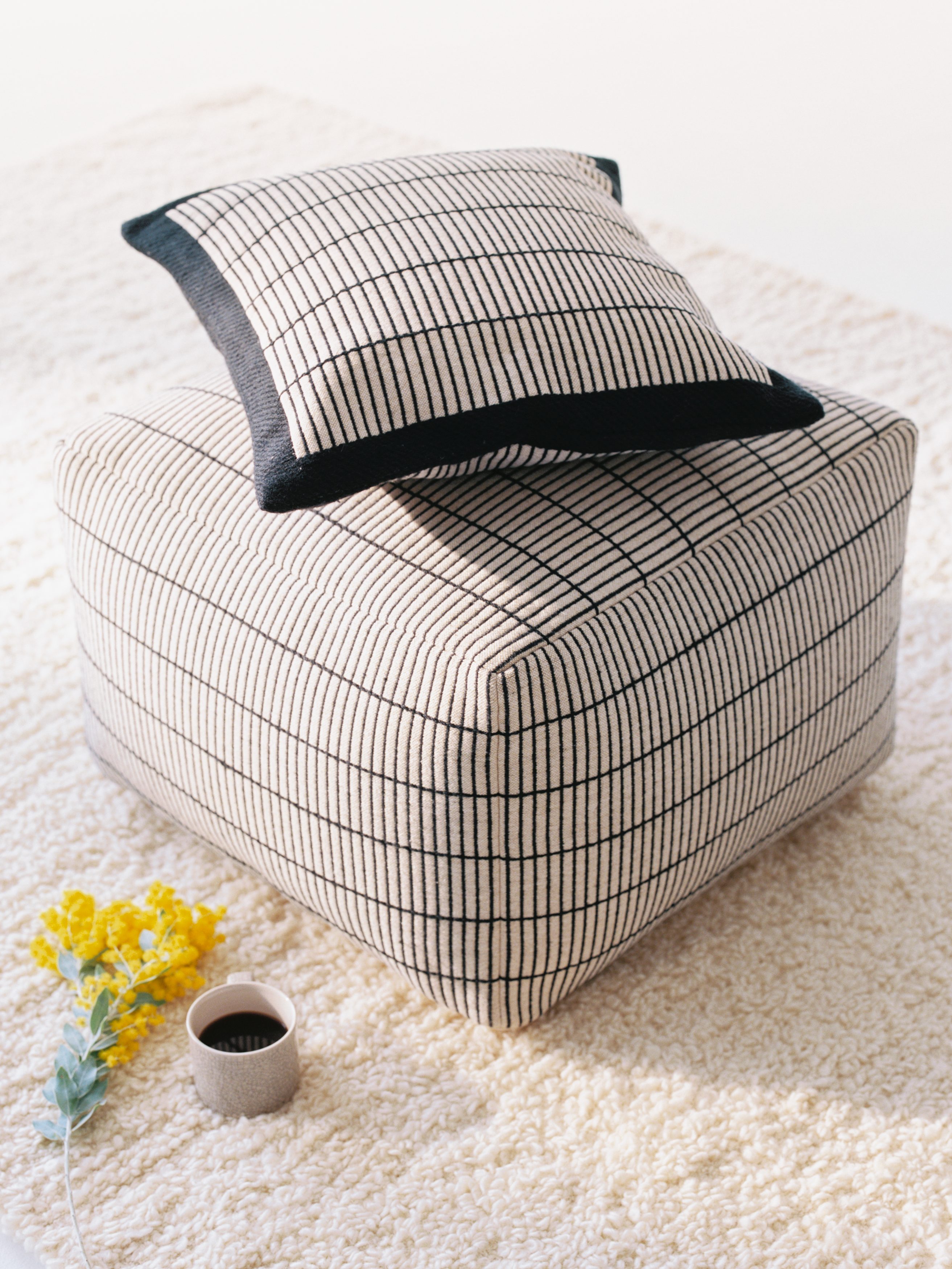 Capa de almofada de algodão e lã 50 x 50 cm - Preto/bege/Bege