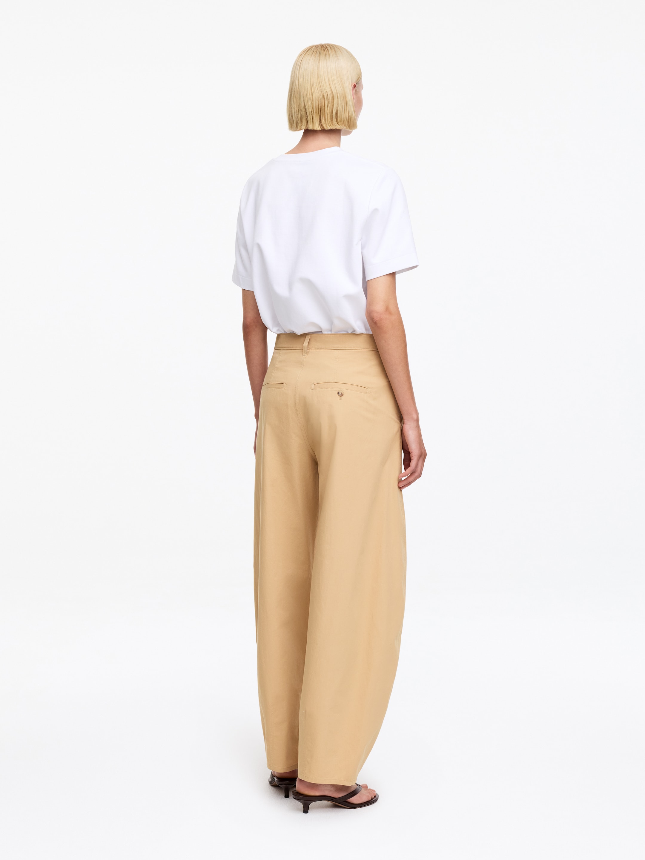 Pantalon jambes barrel - Beige - Loose fit - Femme - StillMedia/Lookbook - 4