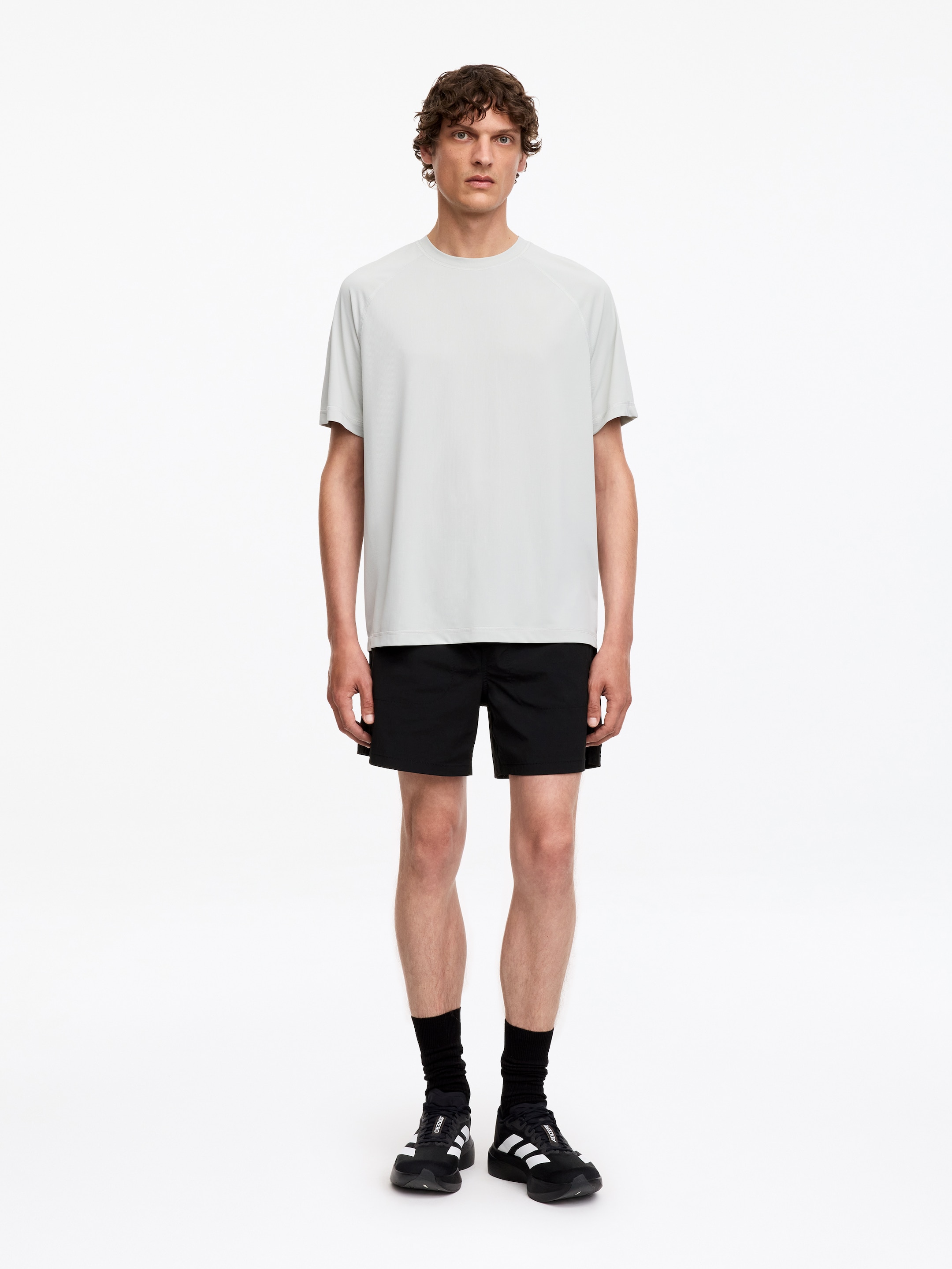 ARKET ACTIVE Light Shorts-Black-15446