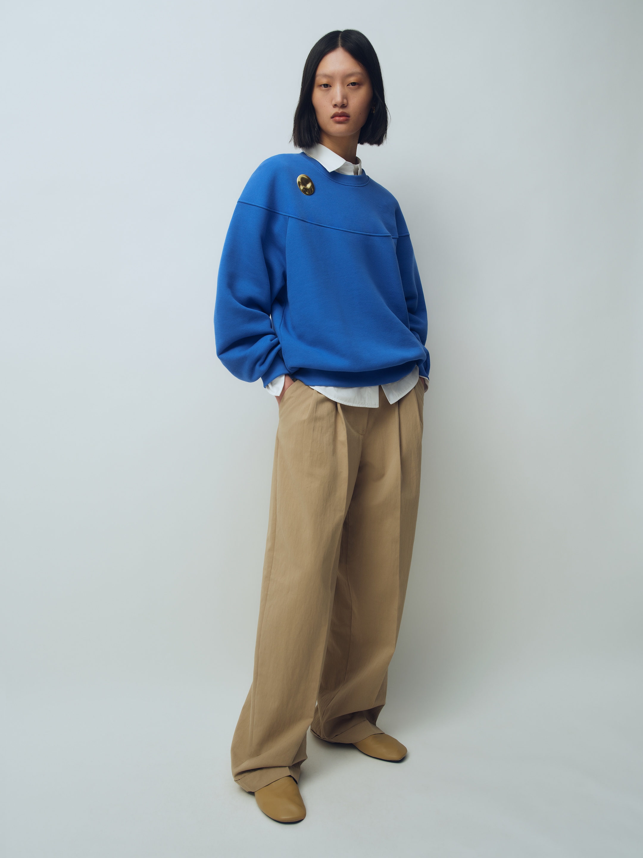 Relaxed Chino Trousers - Dark Blue - Relaxed fit - women - StillMedia/Environmental - 1