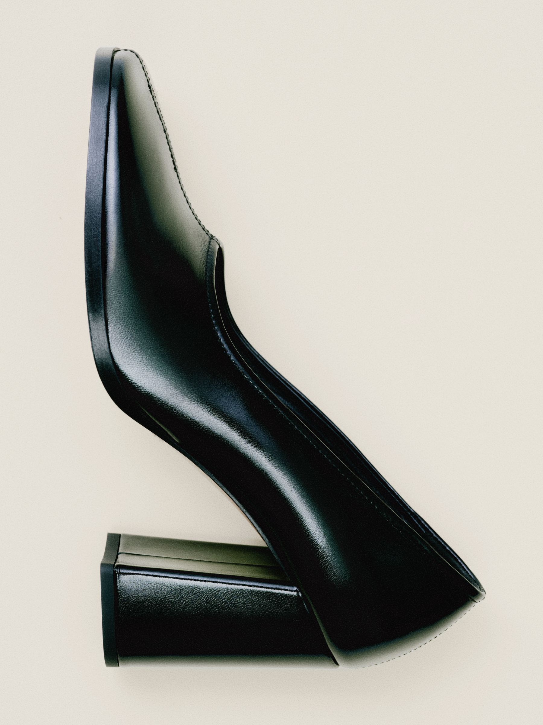 Block Heel Leather Pumps - Black - Women - StillMedia/Environmental - 1