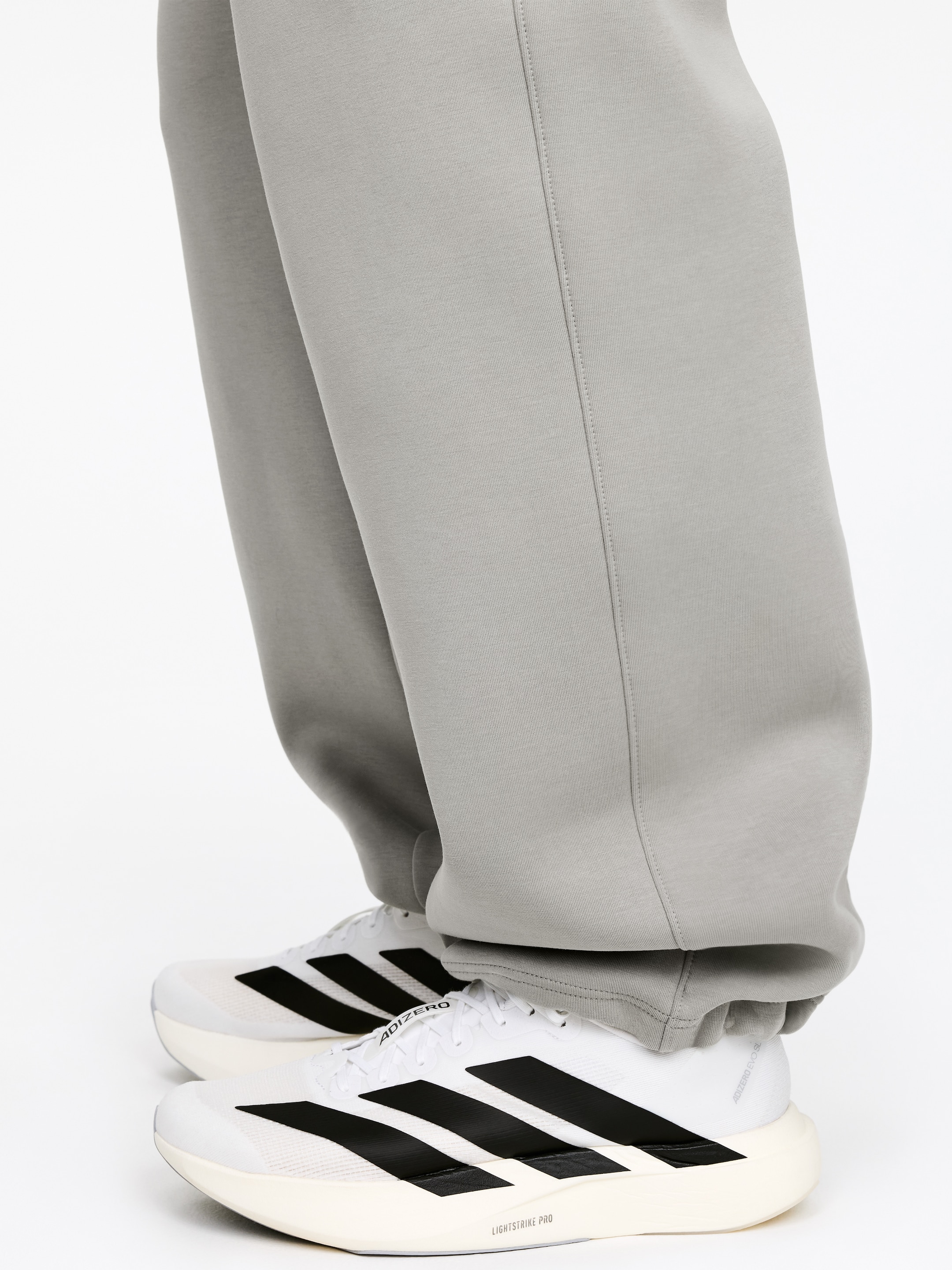 ARKET ACTIVE Jogginghose - Grau - Loose Fit - Herren - StillMedia/Lookbook - 3