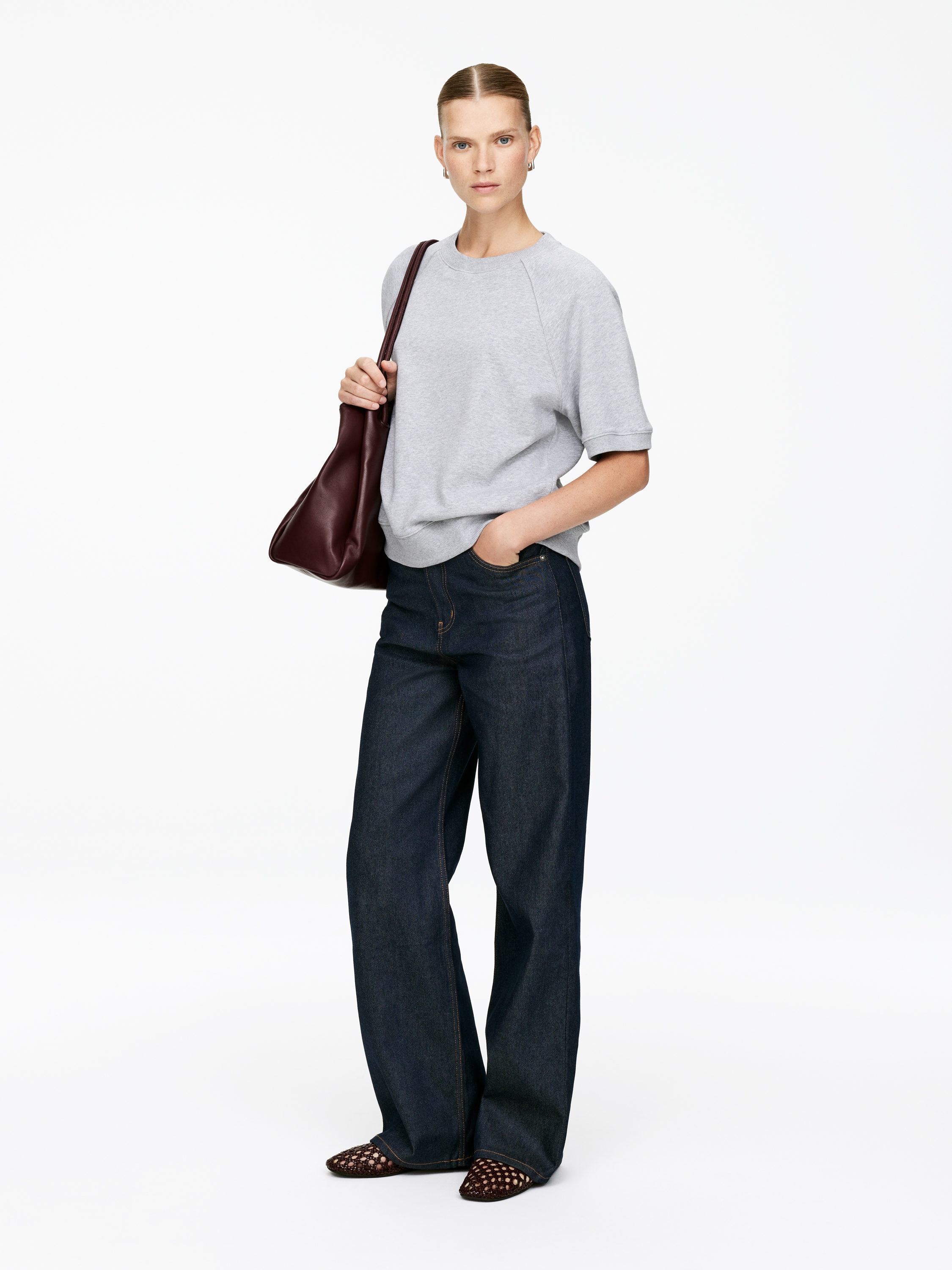 French Terry Sweatshirt - Grey Melange - Regular fit - Women - StillMedia/Lookbook - 7