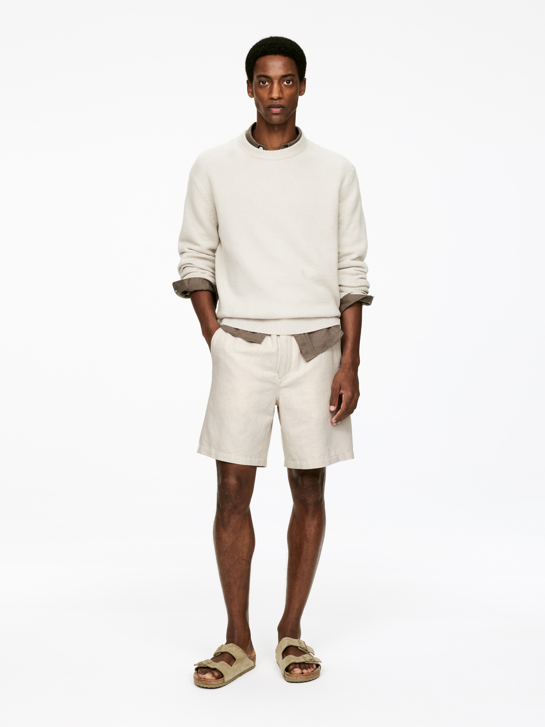 Visualizza immagine più grande: Shorts in cotone e lino con coulisse - Beige chiaro - UOMO | H&M IT 1